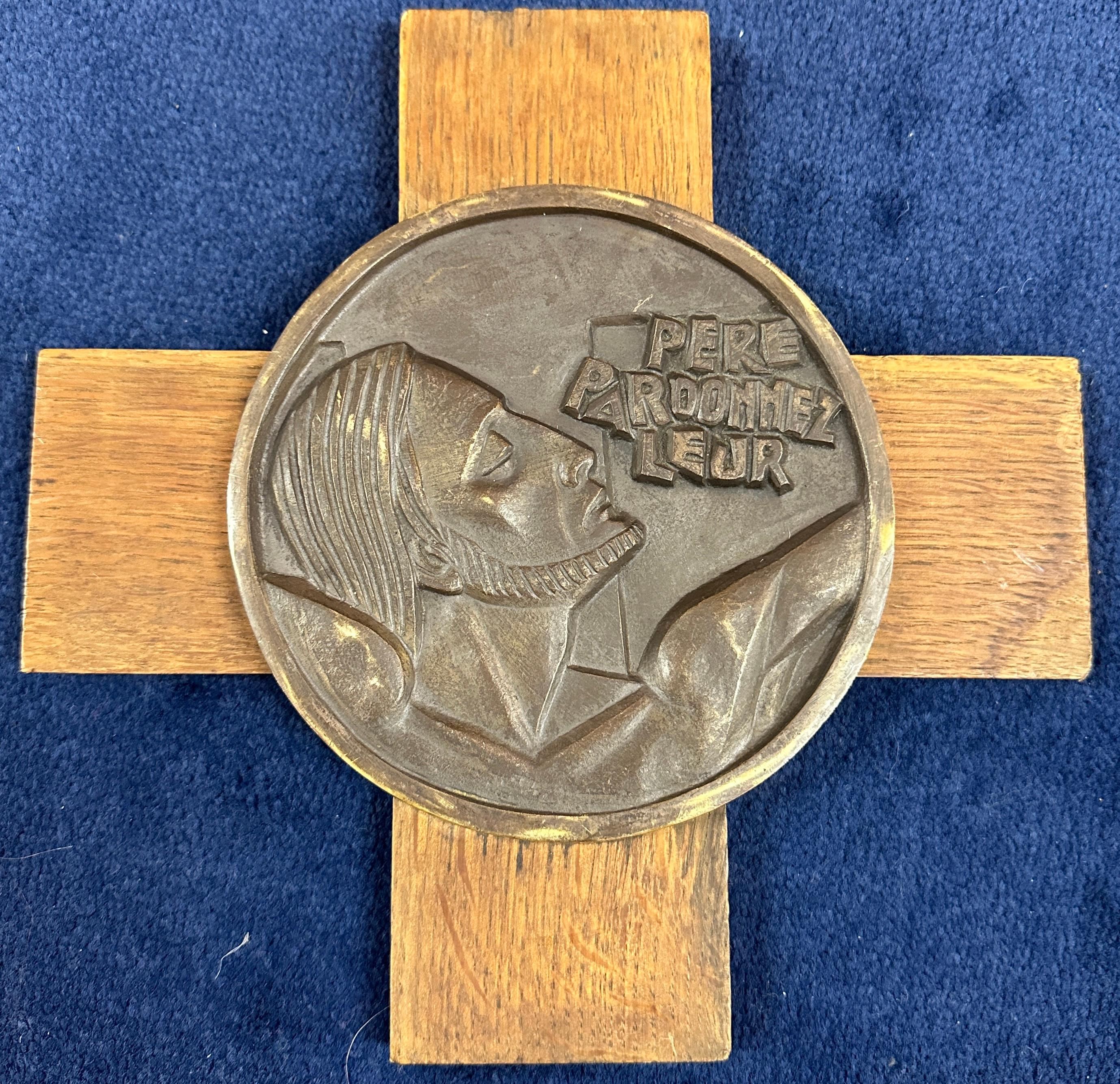 Circa 1950s French René Gourdon Cast Bronze Stations of the Cross Plaques For Sale 7