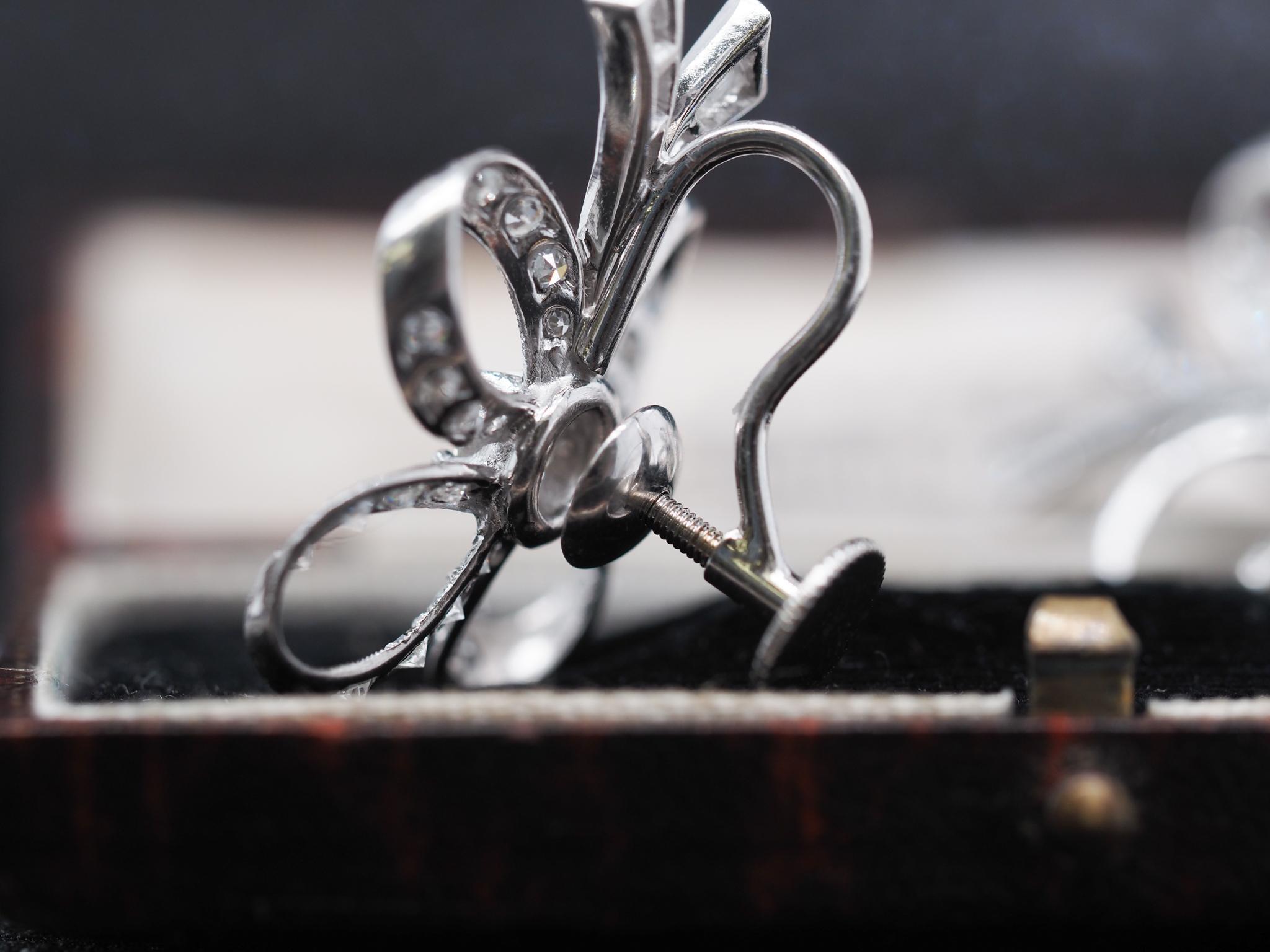 Women's Circa 1950s Platinum Diamond Clover Earrings For Sale