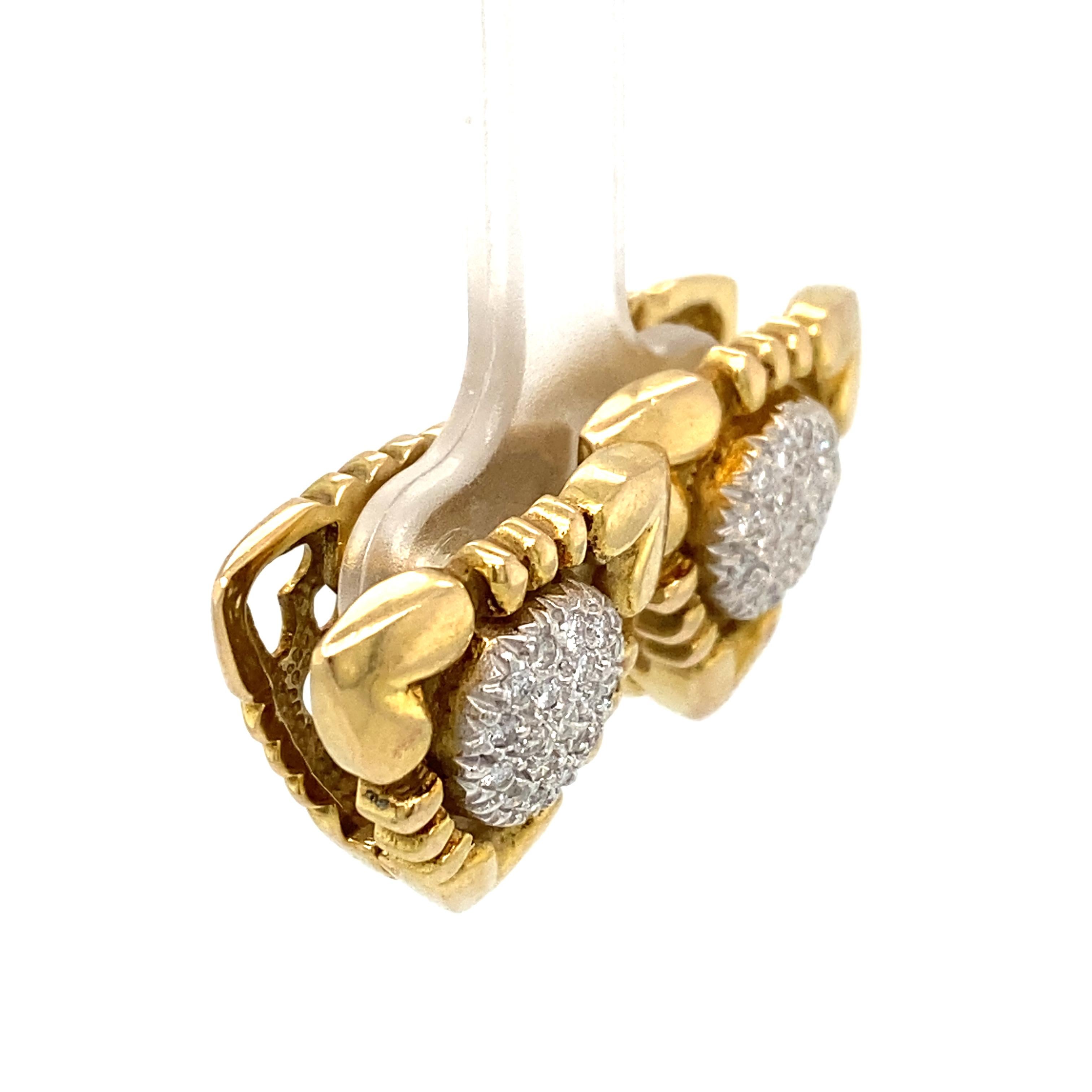Wendbare dreieckige Ohrringe aus 14 Karat Gelbgold mit Diamanten, ca. 1950er Jahre (Rundschliff) im Angebot