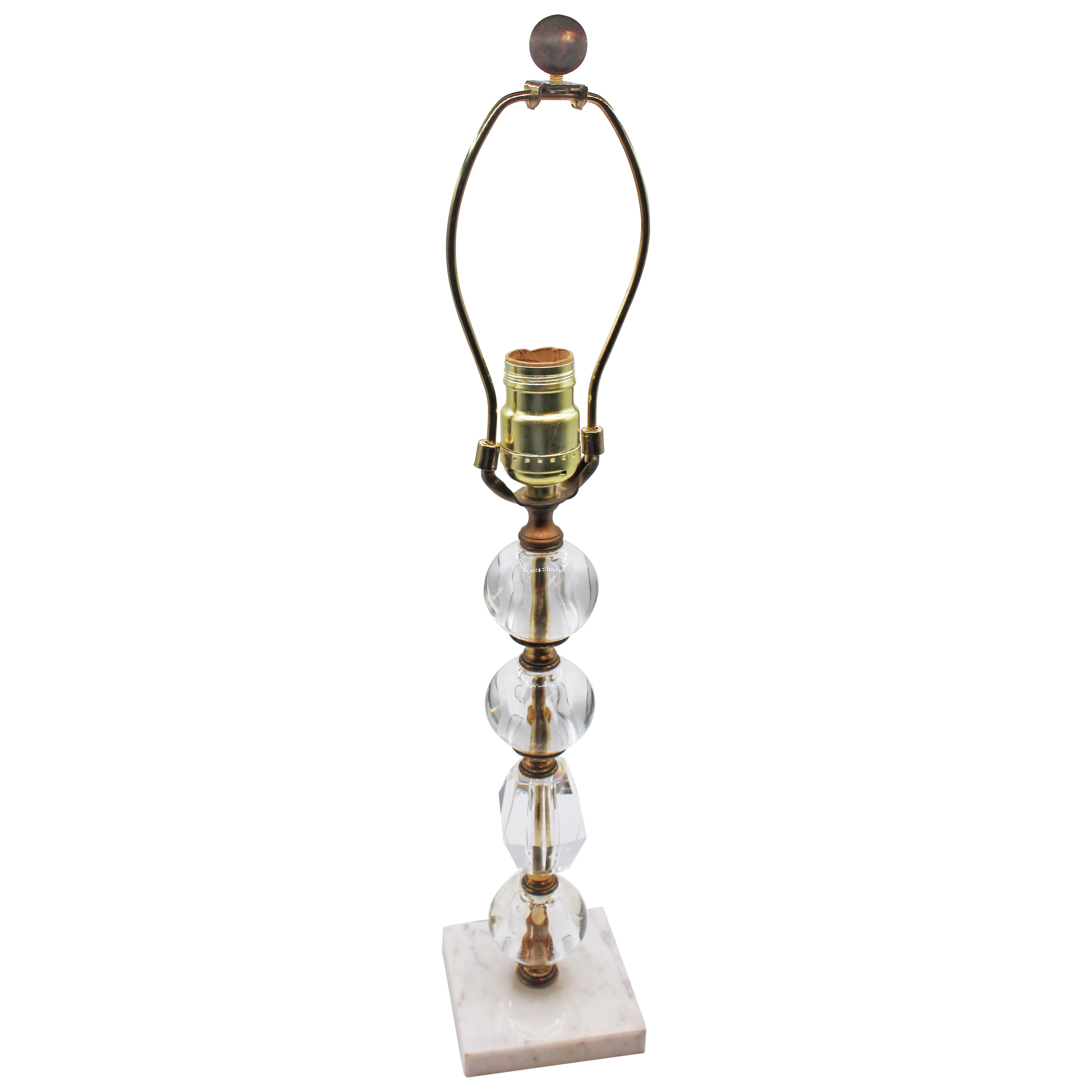 Circa 1950s Stacked Cut and Orb Crystal Lamp With Carrara Marble Base en venta