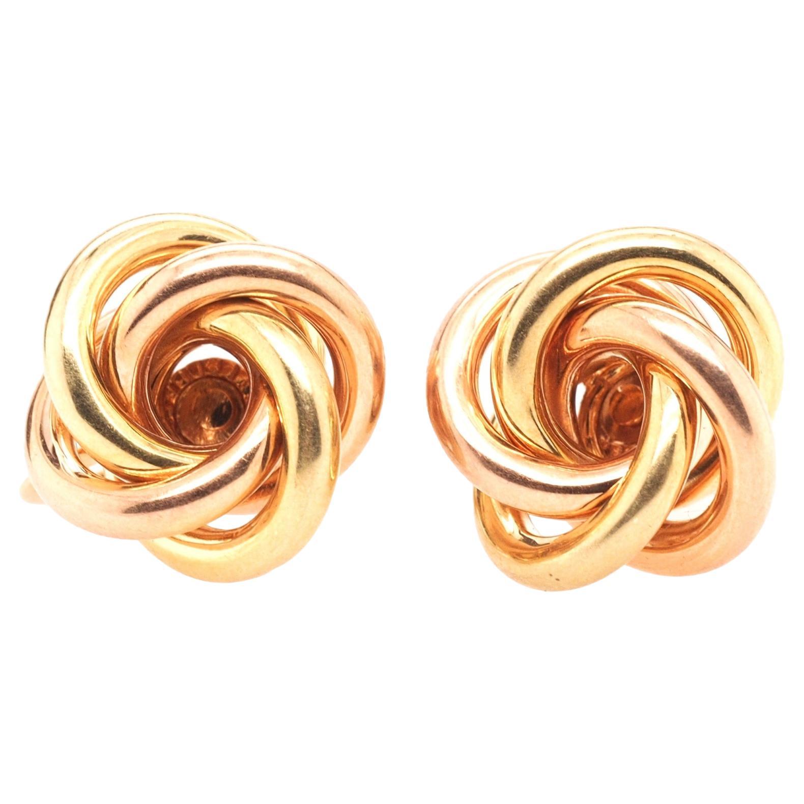 Circa 1950s Tiffany & Co 14K Yellow and Rose Gold Knot Earrings (Boucles d'oreilles en forme de nœud en or jaune et rose) en vente