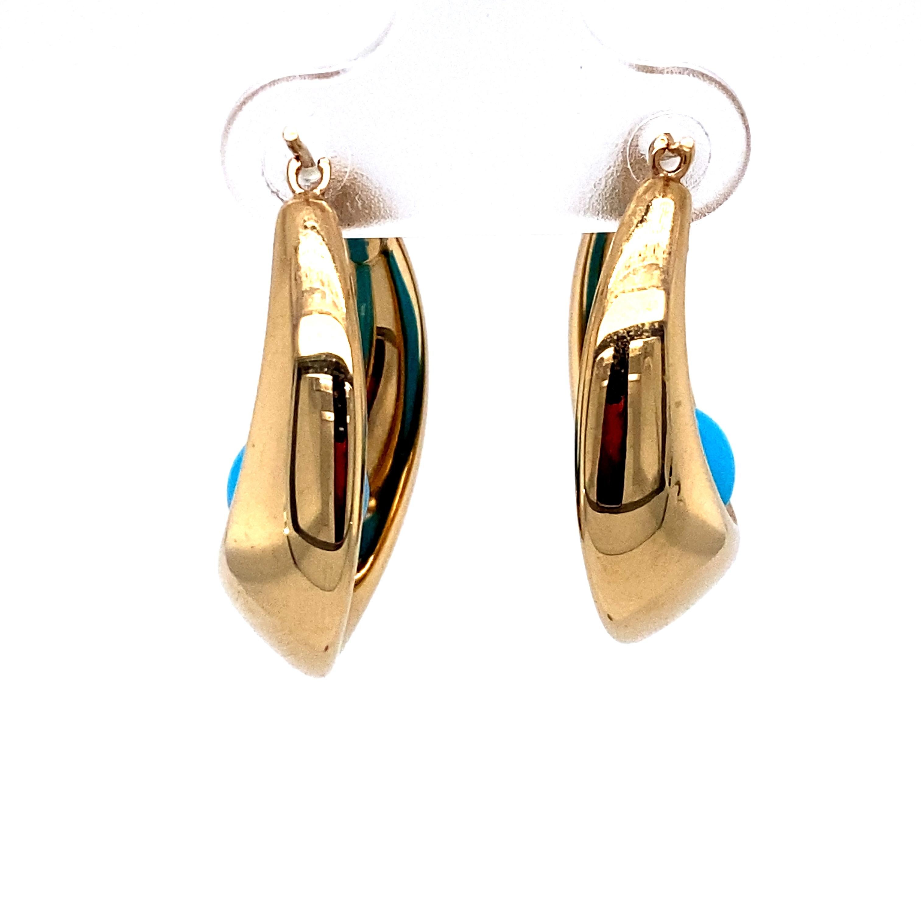 Circa 1950s Turquoise Bead Hoop Earrings in 14K Gold In Good Condition In Atlanta, GA