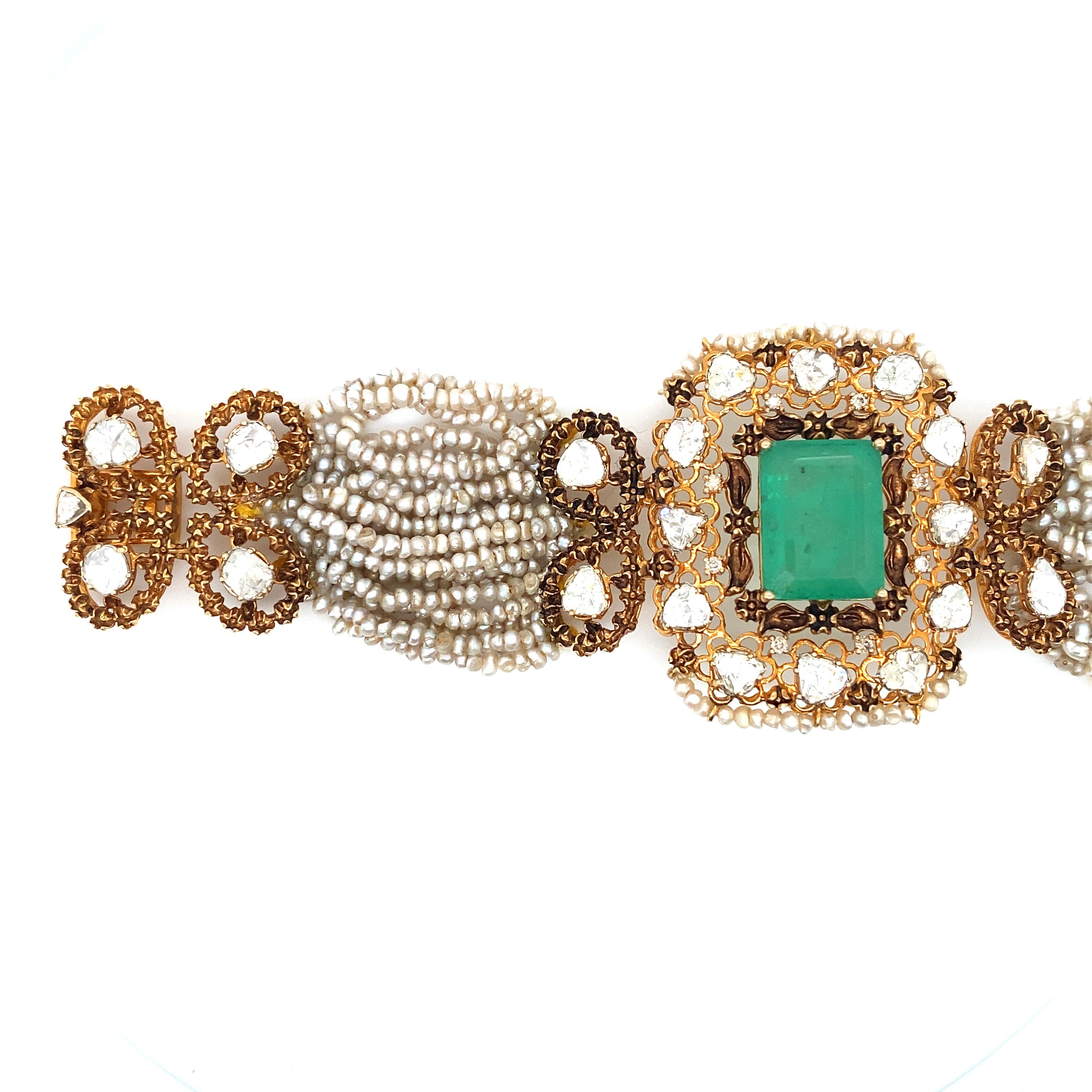 Victorian Revival Seed Pearl and Emerald Bracelet in 14 Karat Gold, circa 1950s  In Excellent Condition For Sale In Atlanta, GA