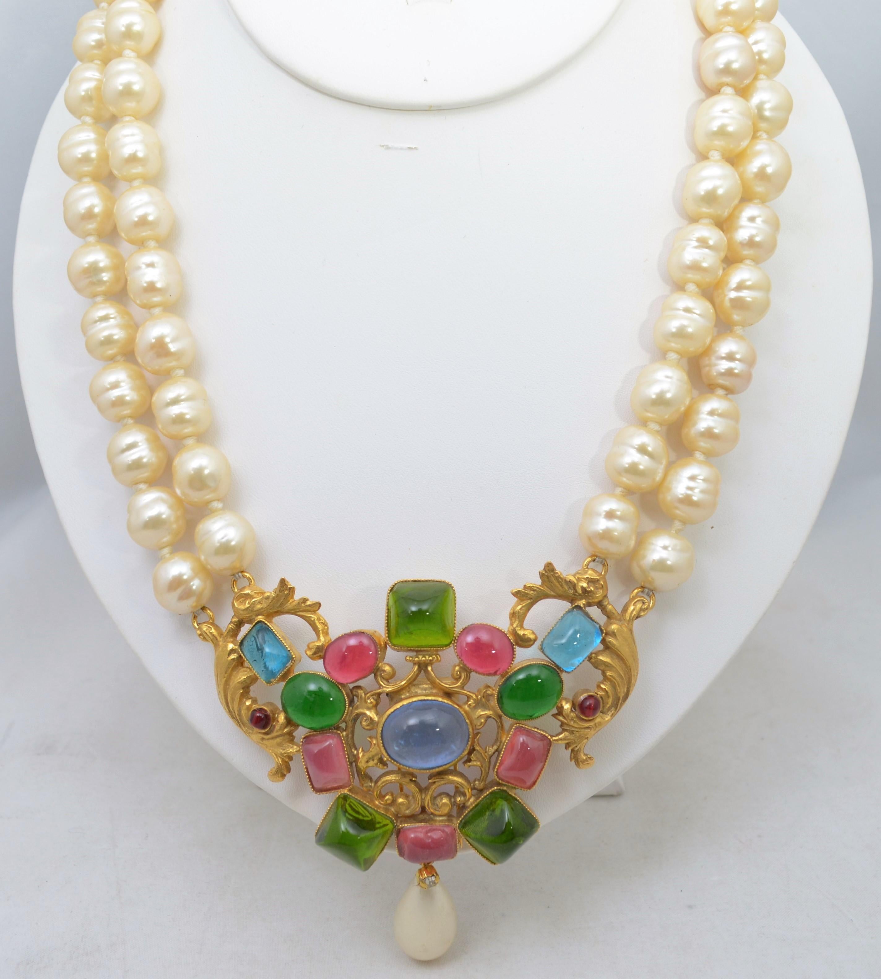 vintage chanel pearl necklace