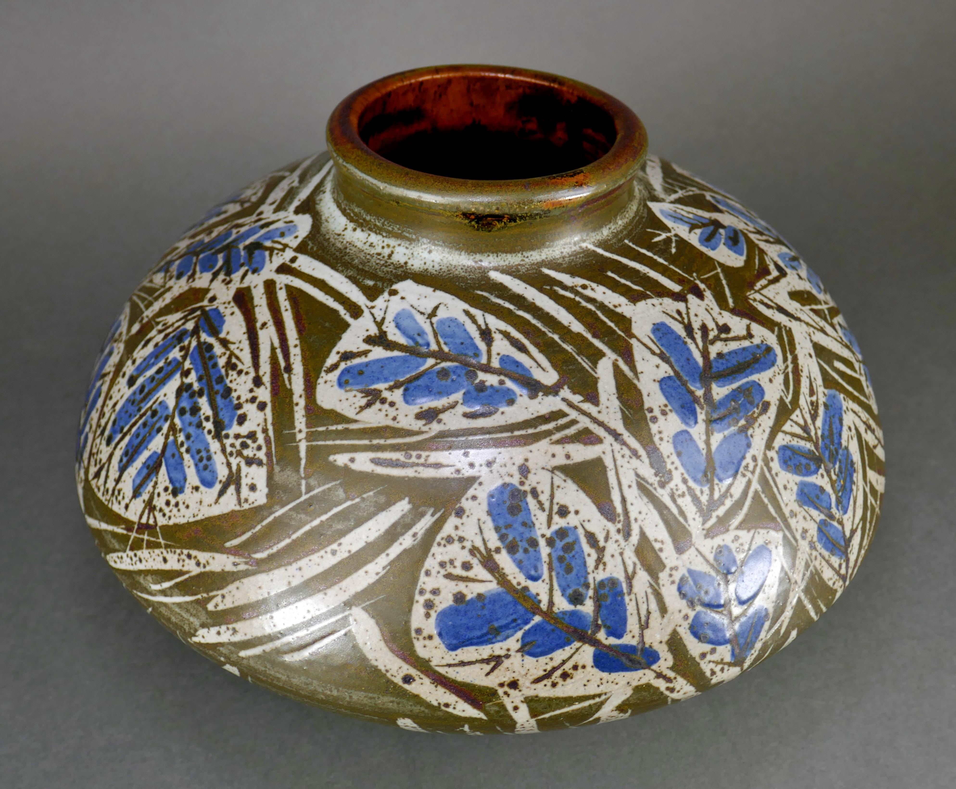 Vaso in ceramica dipinto a mano di Amy Donaldson del 1960 circa in vendita 1