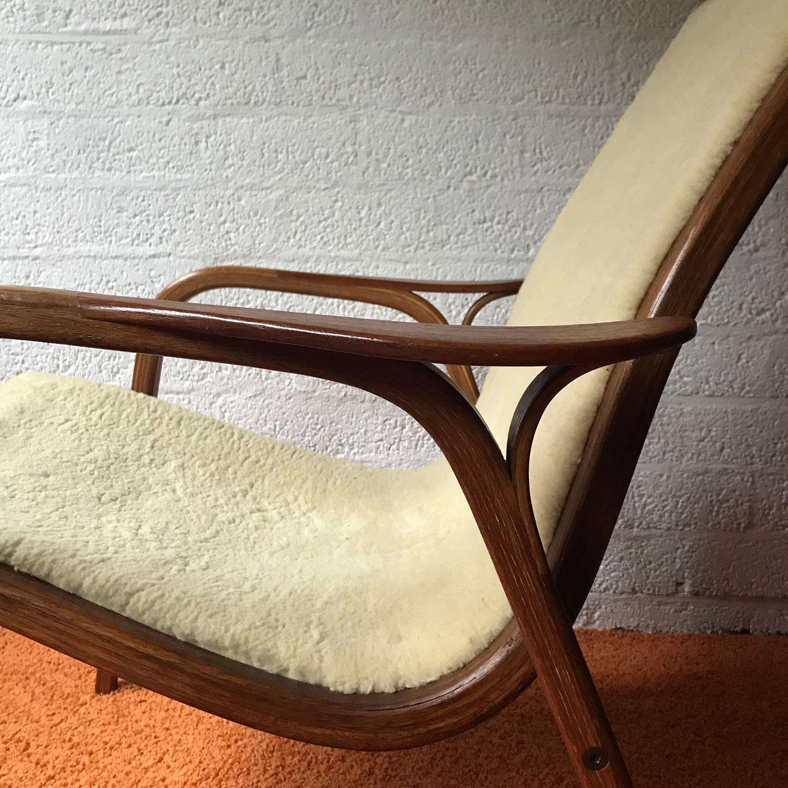 Mid-20th Century 1956, Yngve Ekström for Swedese Møbler, Lamino Chair with sheep Skin