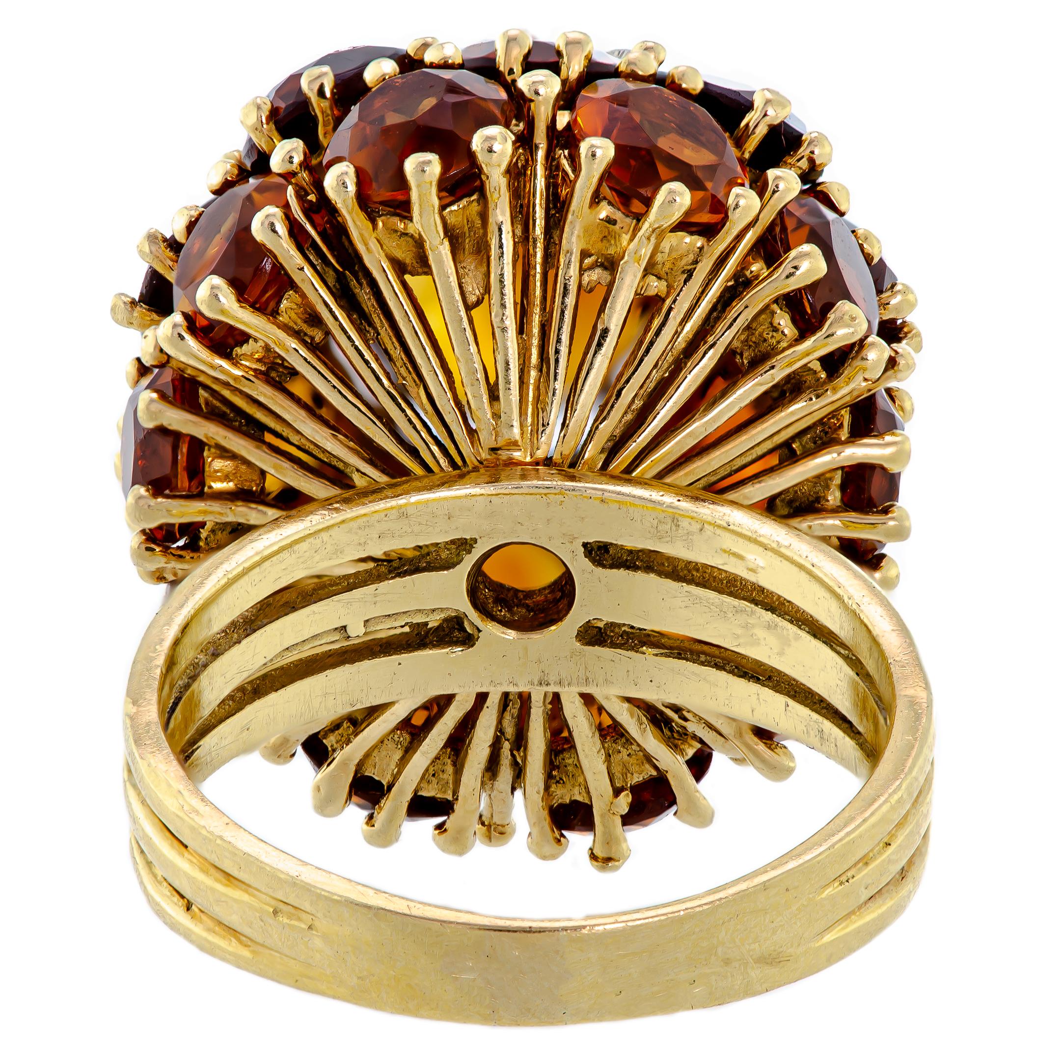Circa 1960 Bague de cocktail en citrine, diamant et or jaune 18KT Bon état - En vente à Wheaton, IL