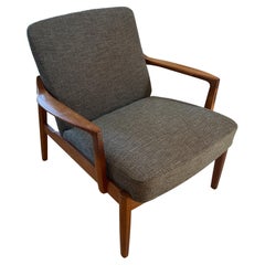 Dänischer moderner Loungesessel aus Teakholz Modell 125 von Tove und Edvard Kindt-La, um 1960