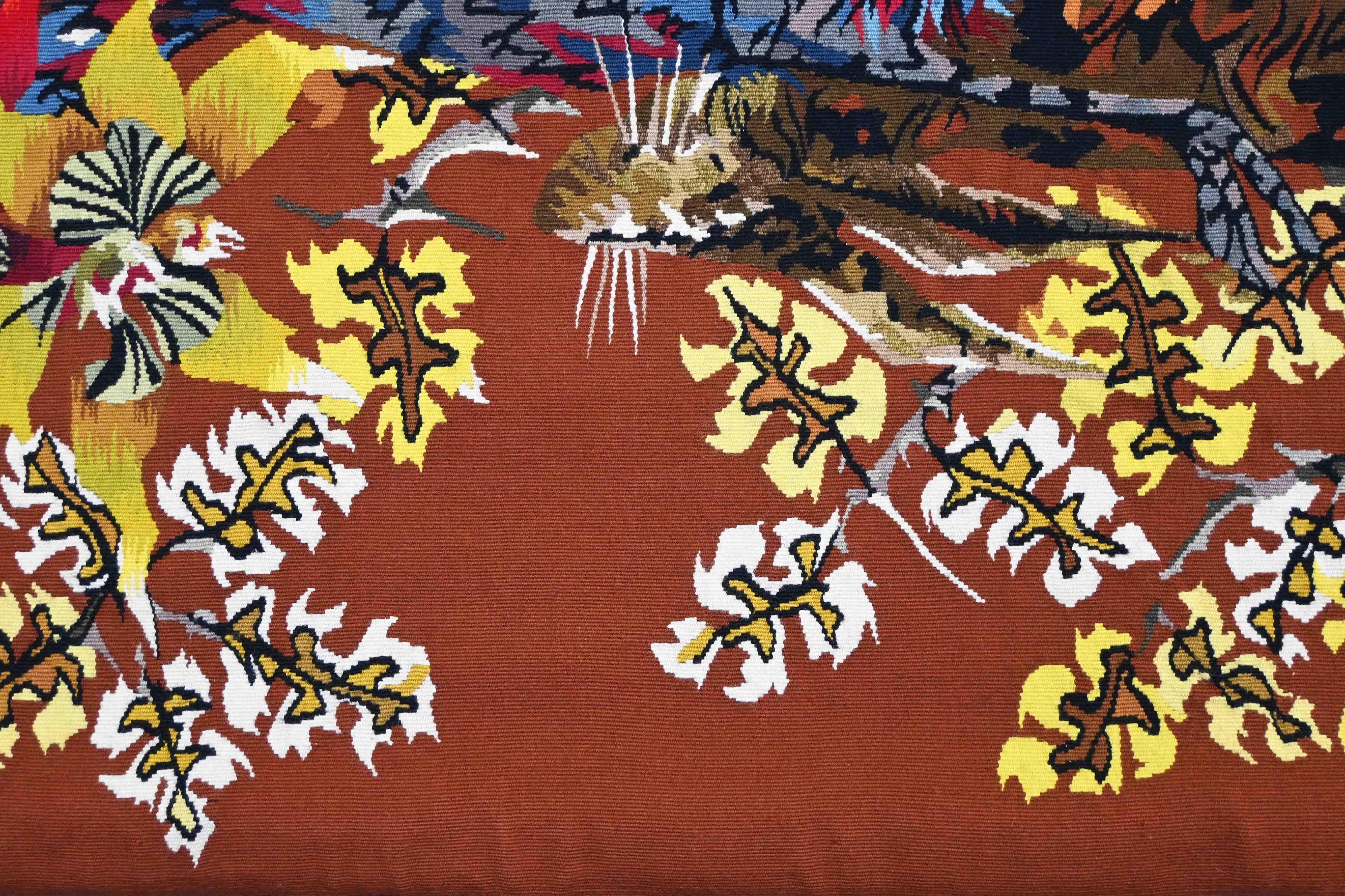 CIRCA 1960 Edmond DUBRUNFAUT Wandteppich Fasan Blume Französisch Wolle handgewebt (20. Jahrhundert) im Angebot