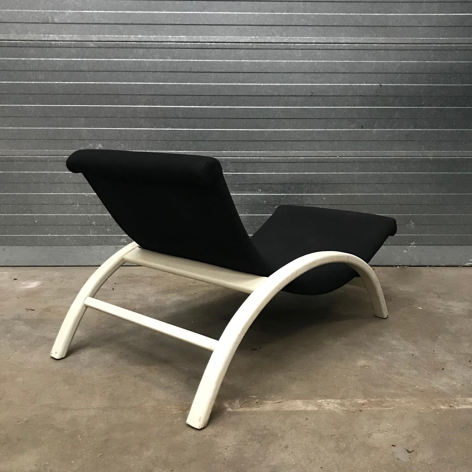 Elegant Infinitely Adjustable Easy Chair in Black Fabric & White Wood circa 1960 For Sale 1