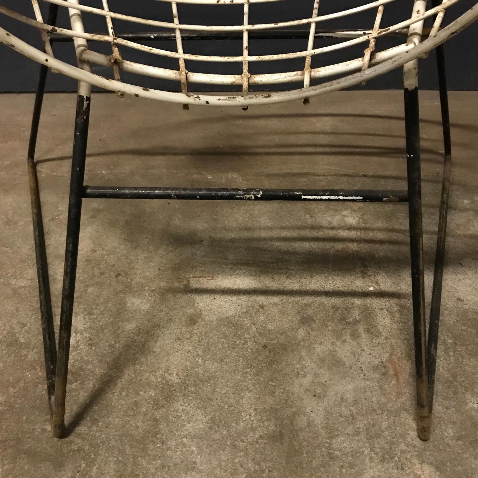 Elegant 1960s Chair in Style of Ferrari and Hardoy Plus Bertoia, circa 1960 For Sale 7