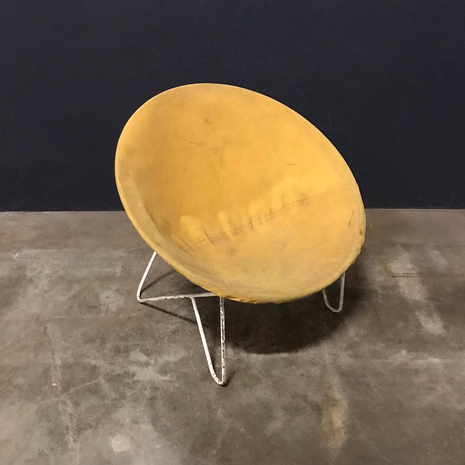 Mid-Century Modern Elegant Sixties Chair in Style of Ferrari and Hardoy Plus Bertoia, circa 1960