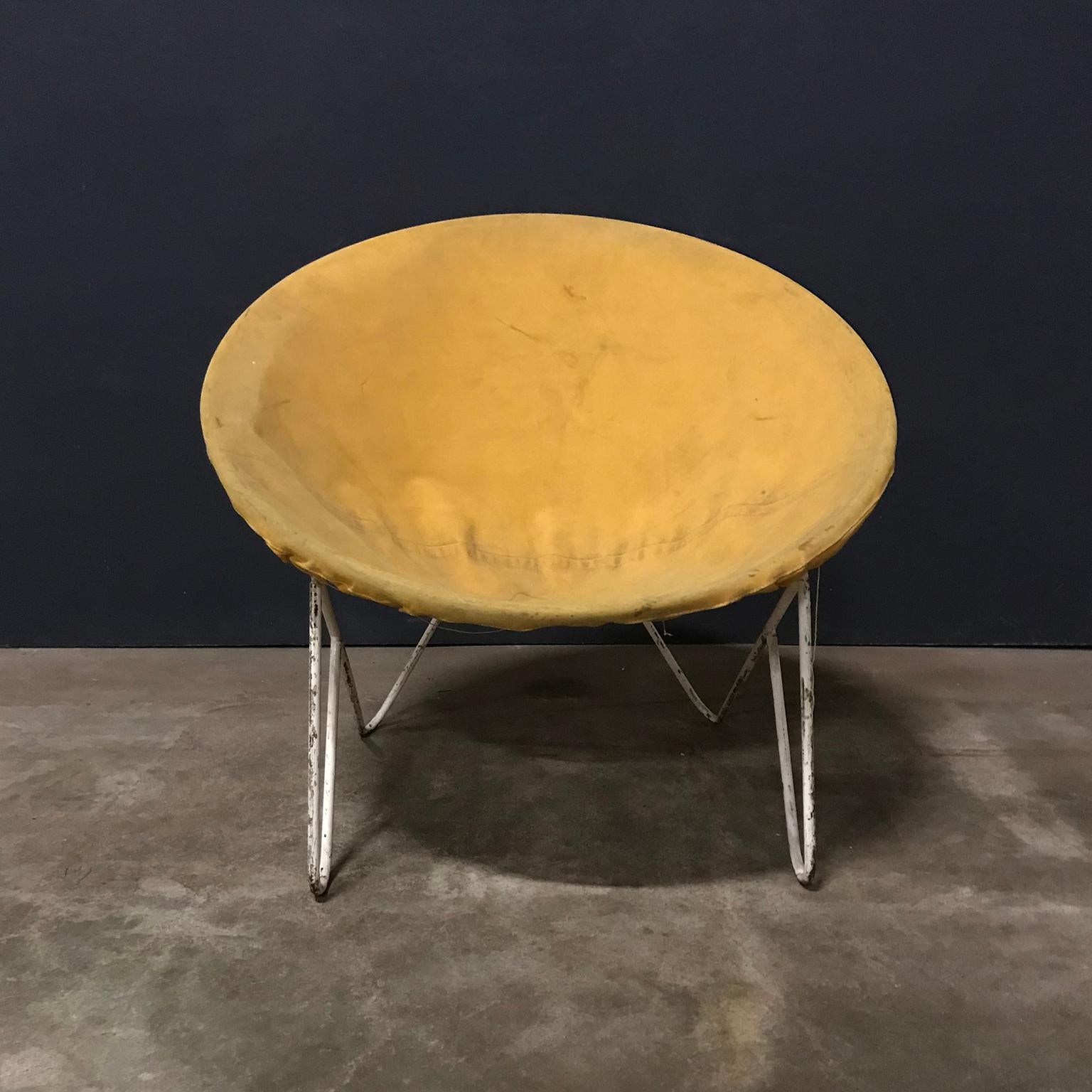 Mid-20th Century Elegant Sixties Chair in Style of Ferrari and Hardoy Plus Bertoia, circa 1960