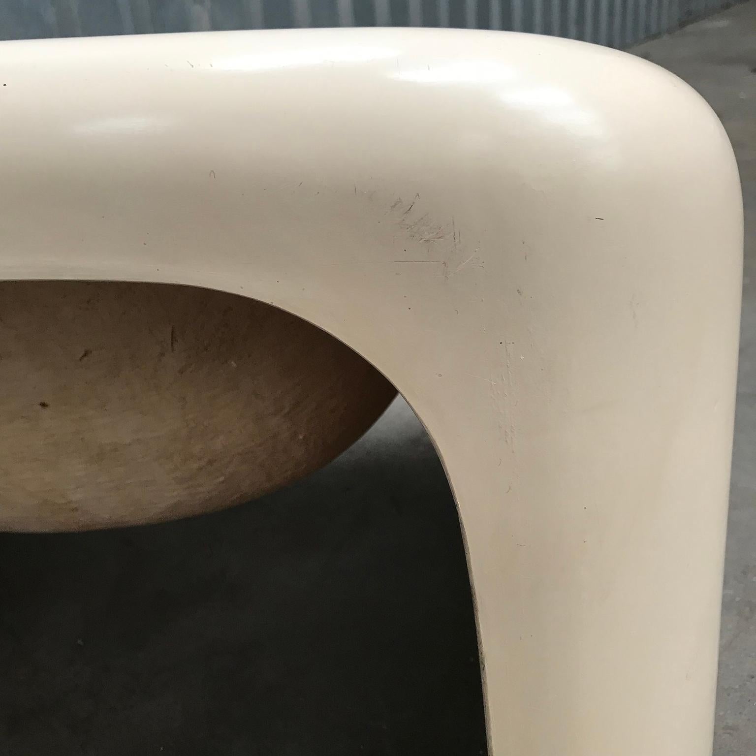 Plastic Comfortable Easy Chair in Off-White, circa 1960 8