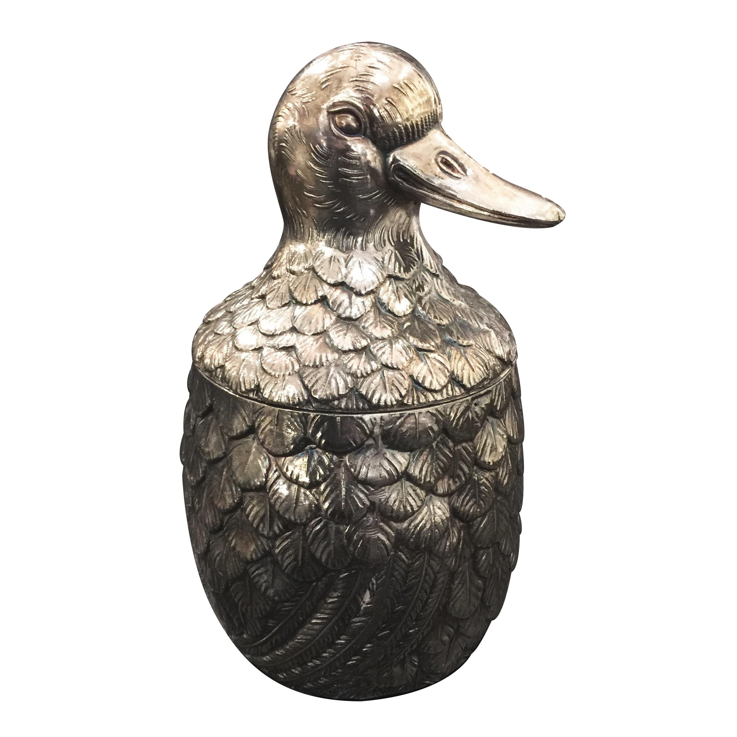 Silver plated Mauro Manetti Duck ice bucket, circa 1970
The inside is made of metal and the outside of silvered cast aluminium
Mark on the base 