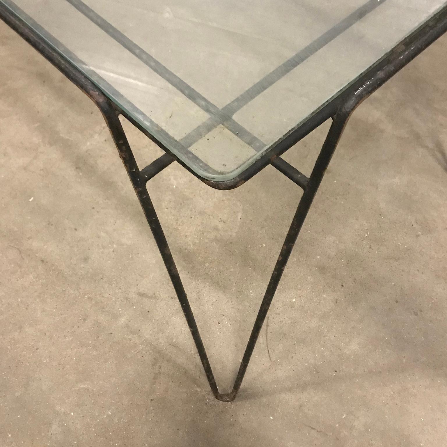 Super Elegant Dining Table, Black Metal Hairpin Legs and Glass Top, circa 1960 For Sale 1