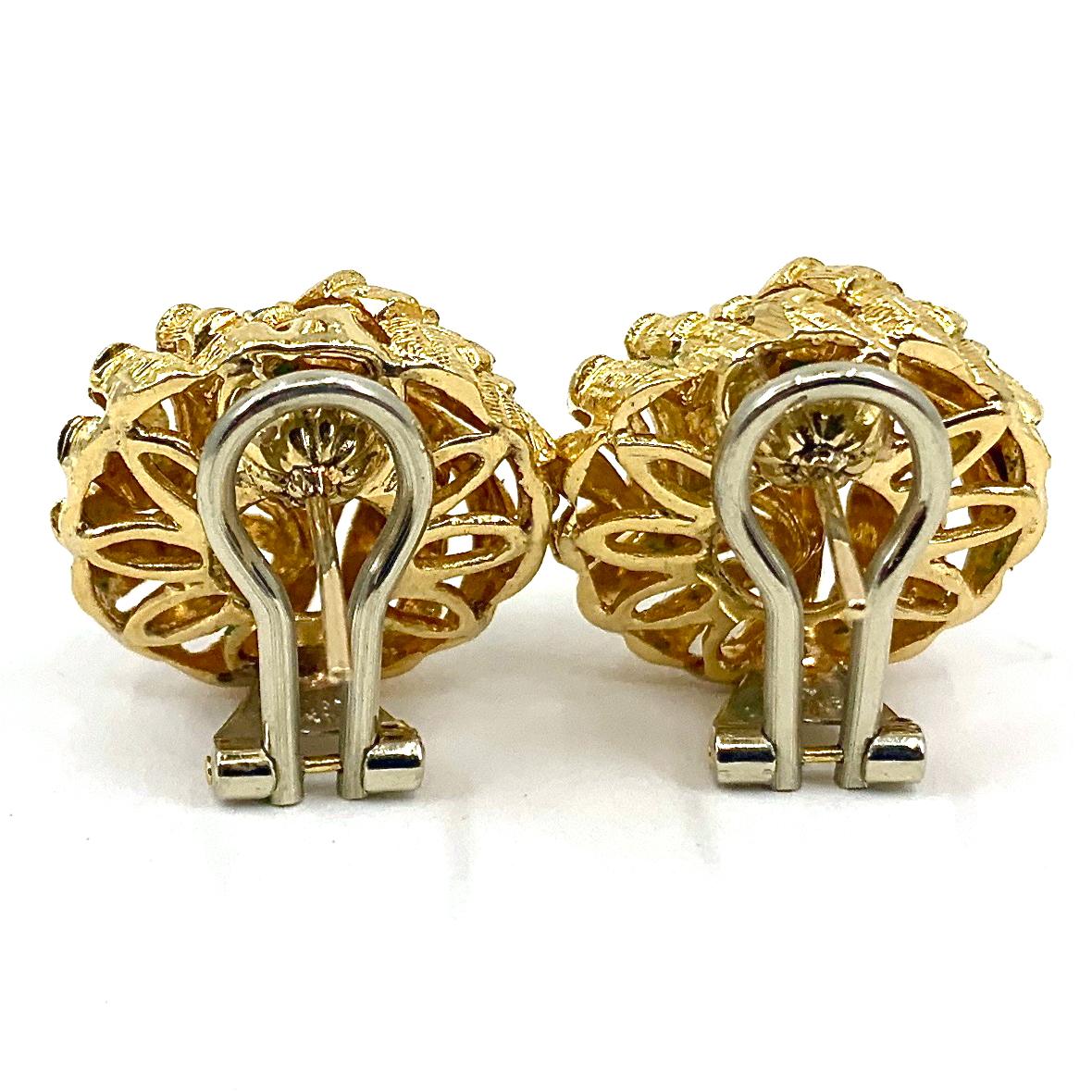 Boucles d'oreilles à levier en or 18 carats avec saphirs orange 
