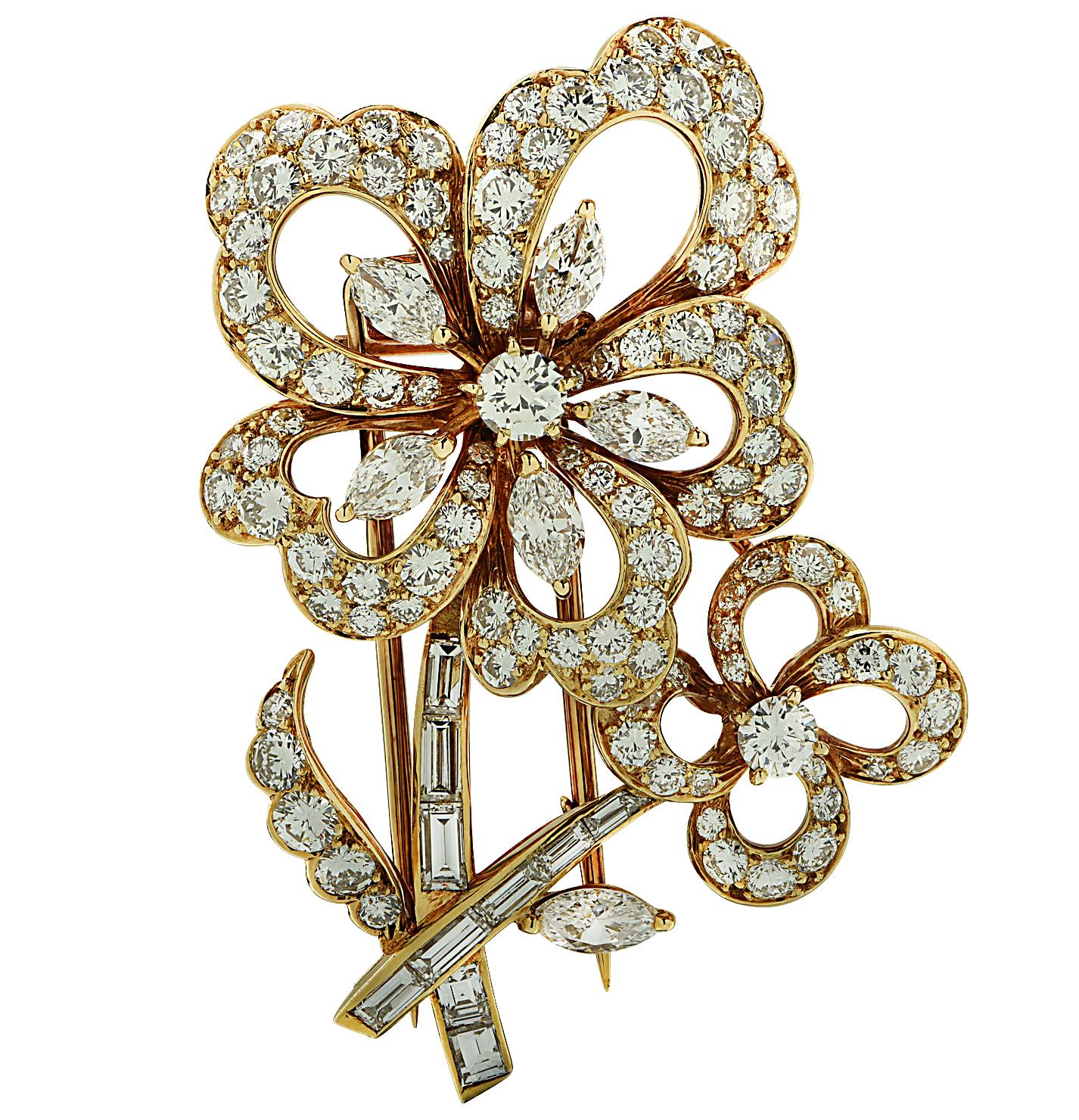 Circa 1960s Cartier 7.68 Carat Diamond Flower Brooch Pin In Excellent Condition In Miami, FL