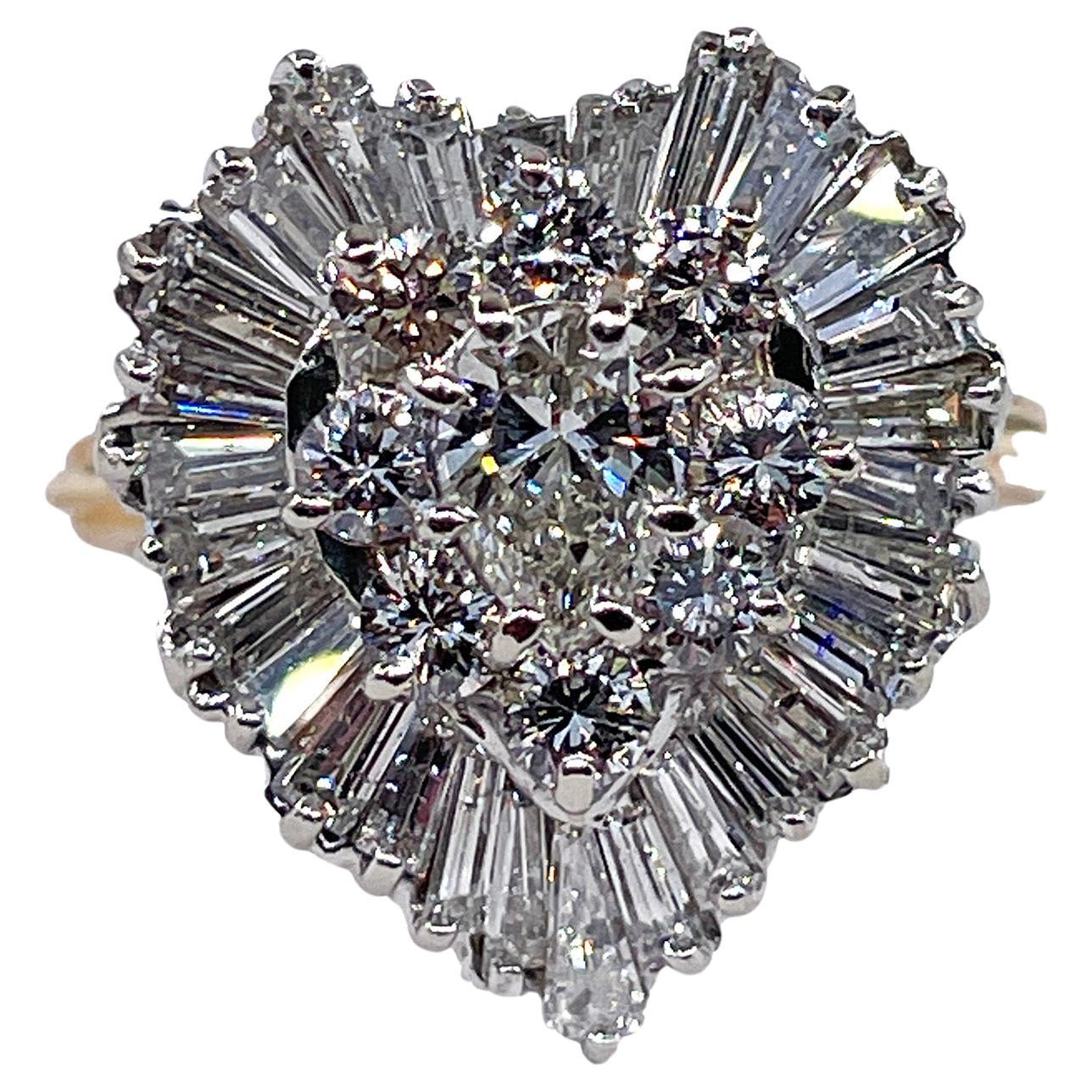 Circa 1960s Estate 3.14ctw Pear Shape Diamond Breathtaking "BALLERINA" 14K Ring  For Sale