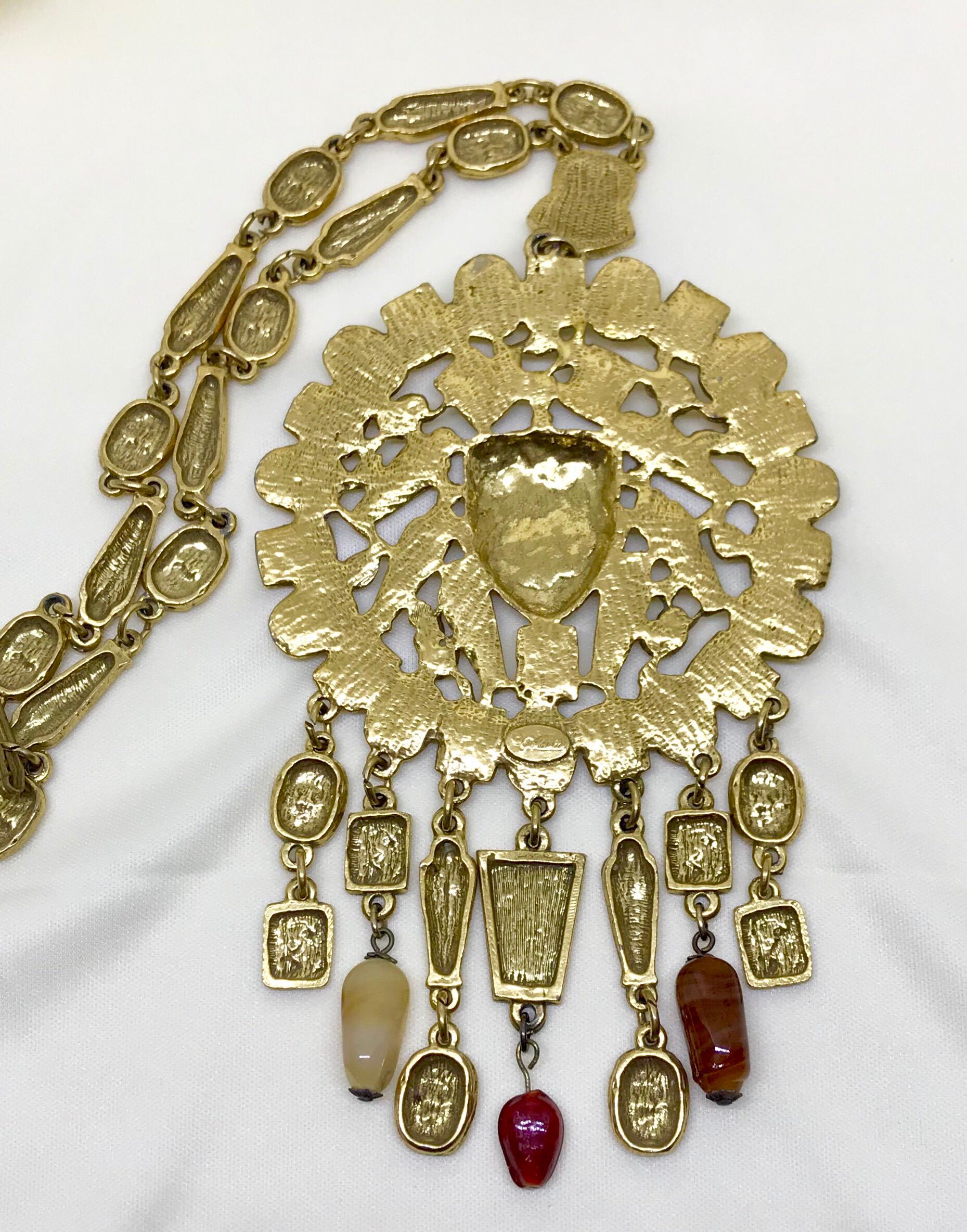 Women's or Men's Circa 1960s Goldette Large Goldtone Egyptian Revival Necklace  For Sale