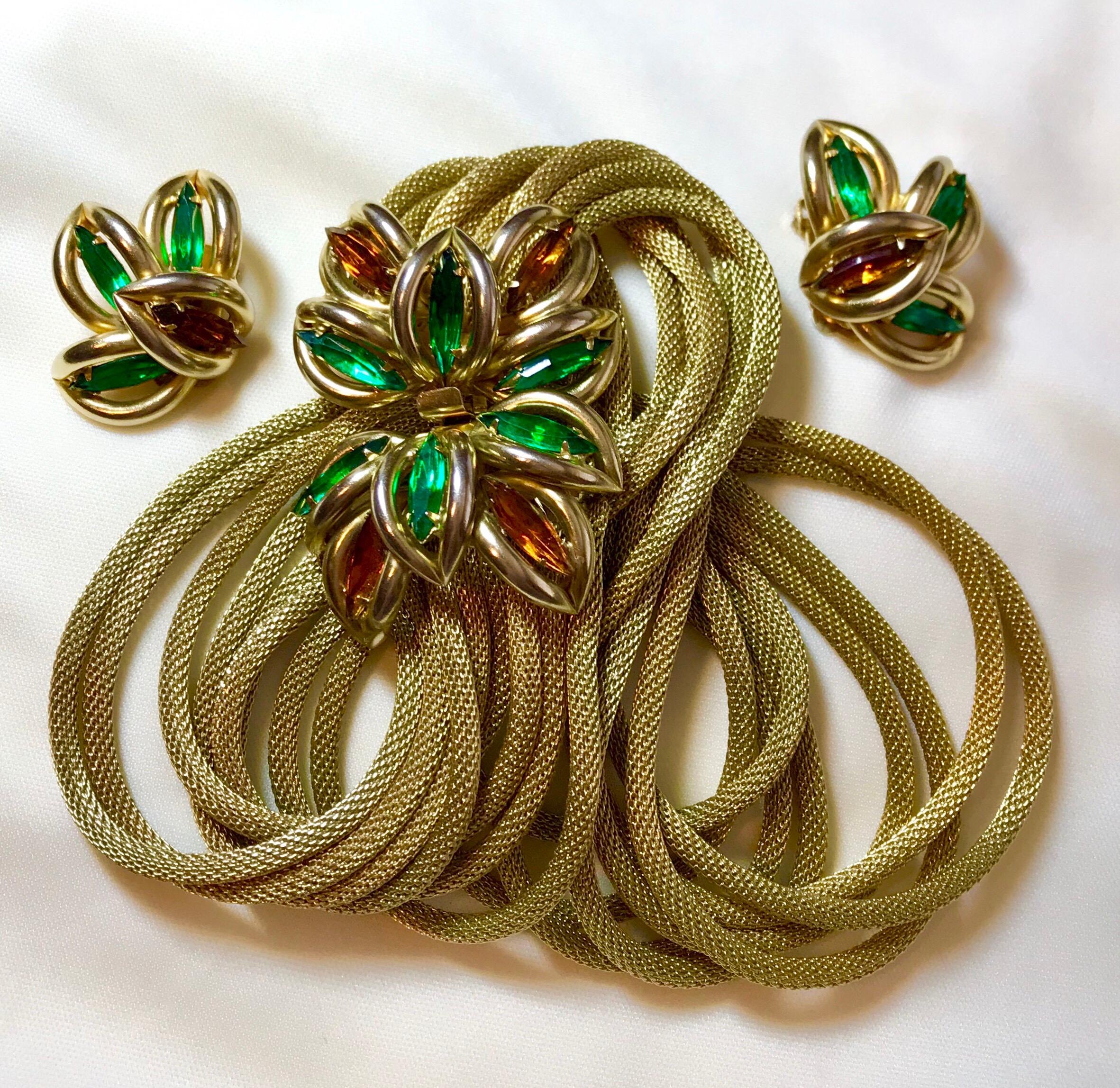 Circa 1960s Green and Topaz-Yellow Marquis Torsade Necklace And Earring Set For Sale 1