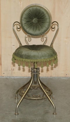 CIRCA 1960's HOLLYWOOD REGENCY DRESSING TABLE BOUDOIR HEIGHT ADJUSTABLE CHAIR