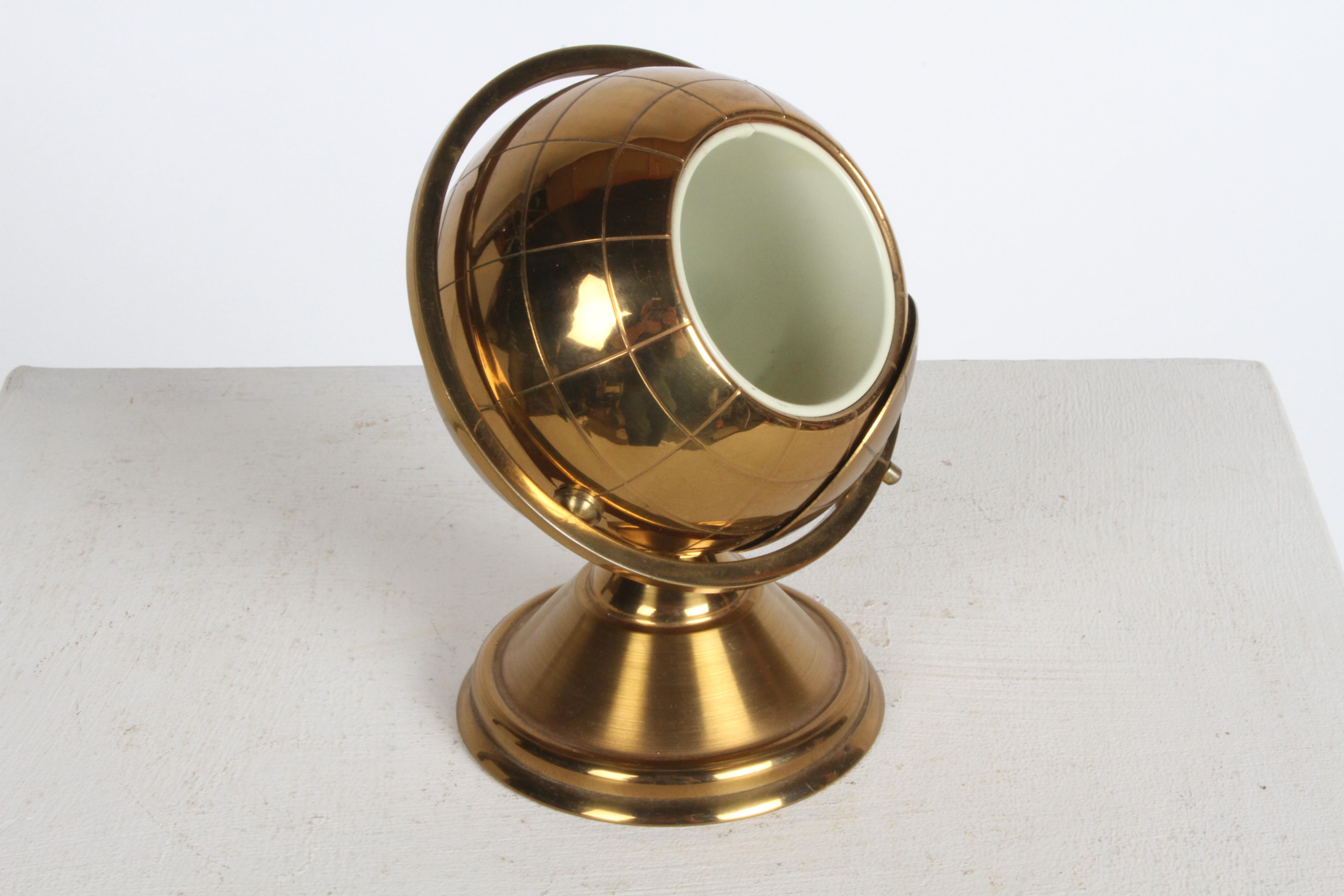 Circa 1960s Mid-Century Modern Brass Sputnik Globe - Opens to Cigarette Holder  For Sale 1