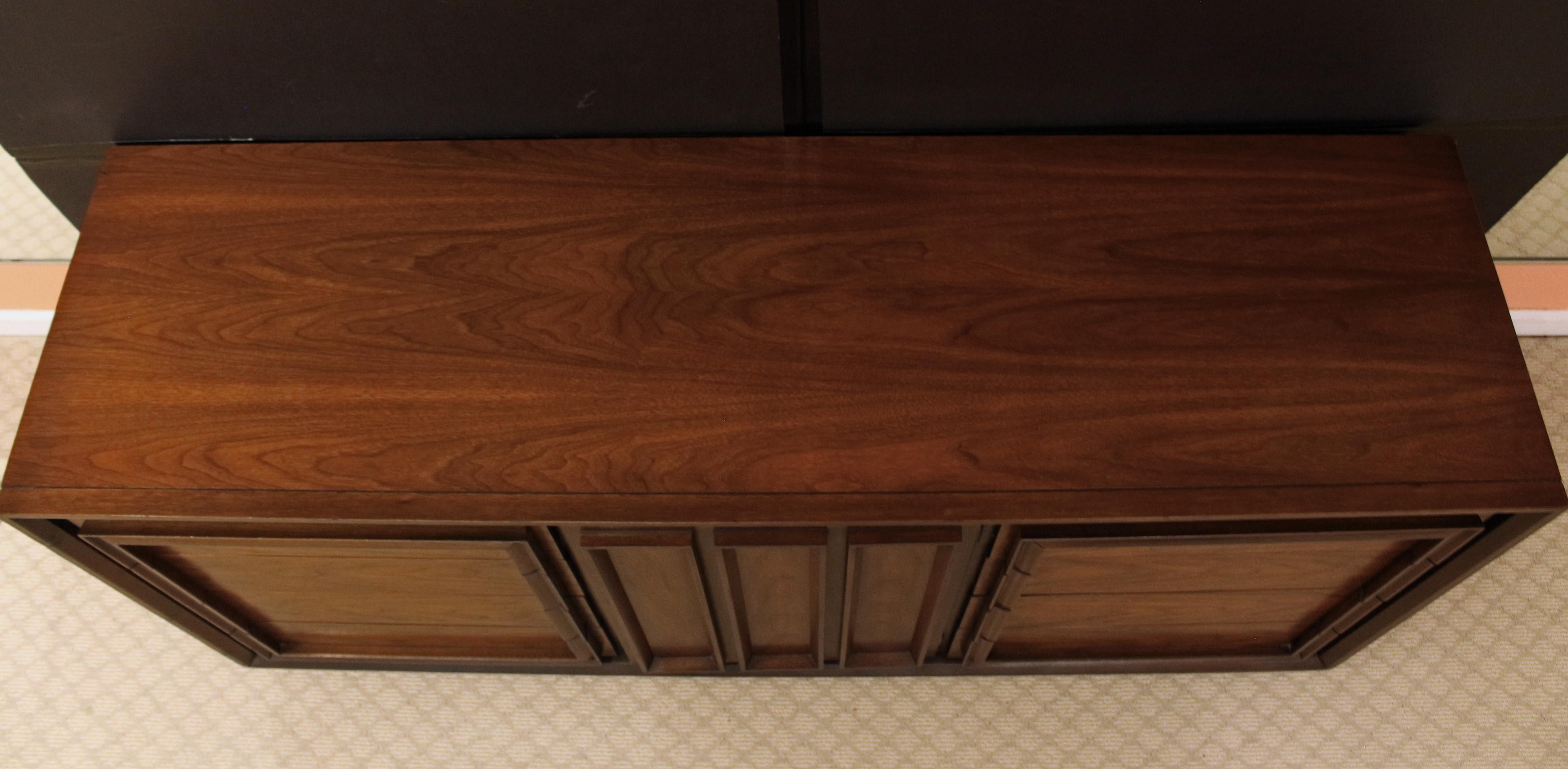 North American circa 1960s Mid-Century Modern Low Dresser or Credenza For Sale