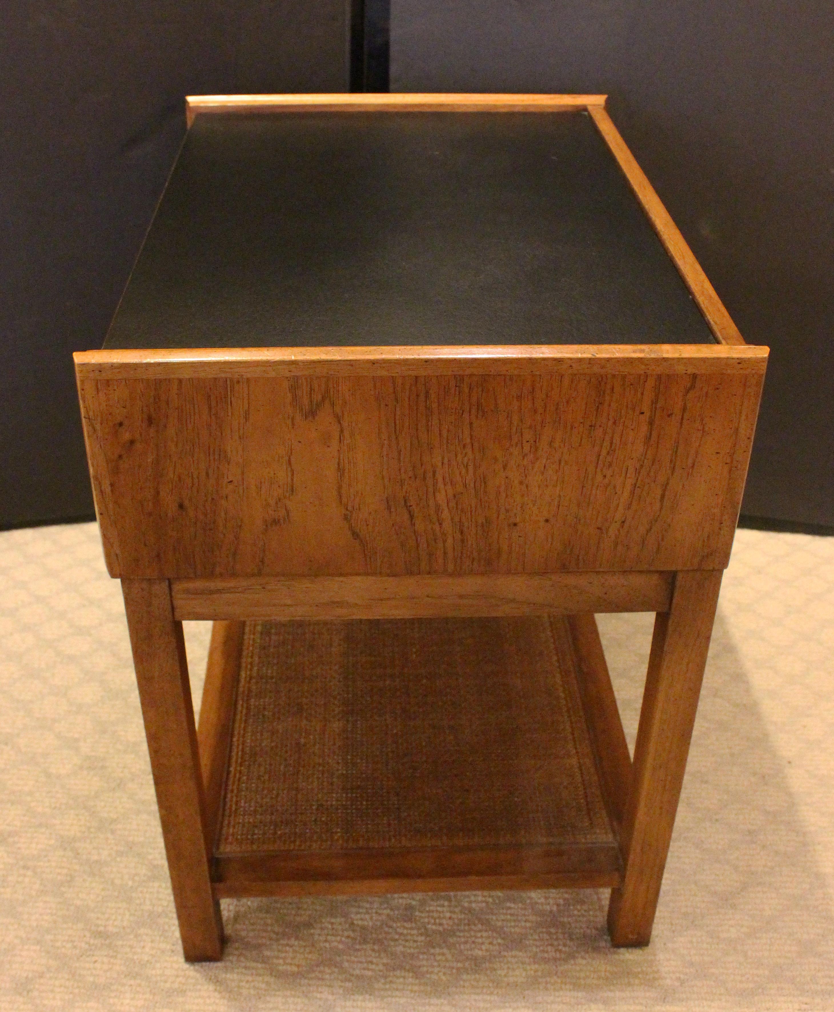 Américain Circa 1960s Mid-Century Modern Night Stand by Founders en vente