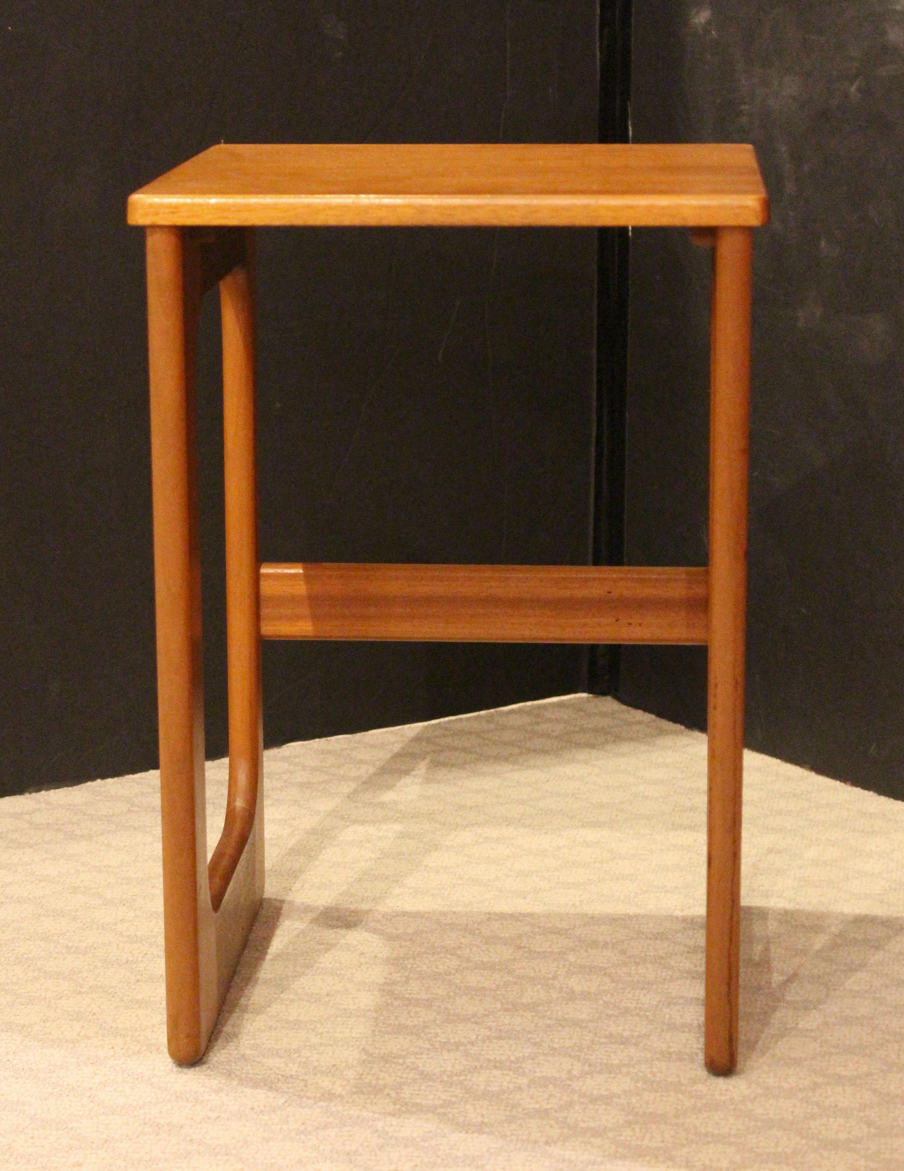 Circa 1960s Set of 3 English Mid-Century Modern Teak Tables 3