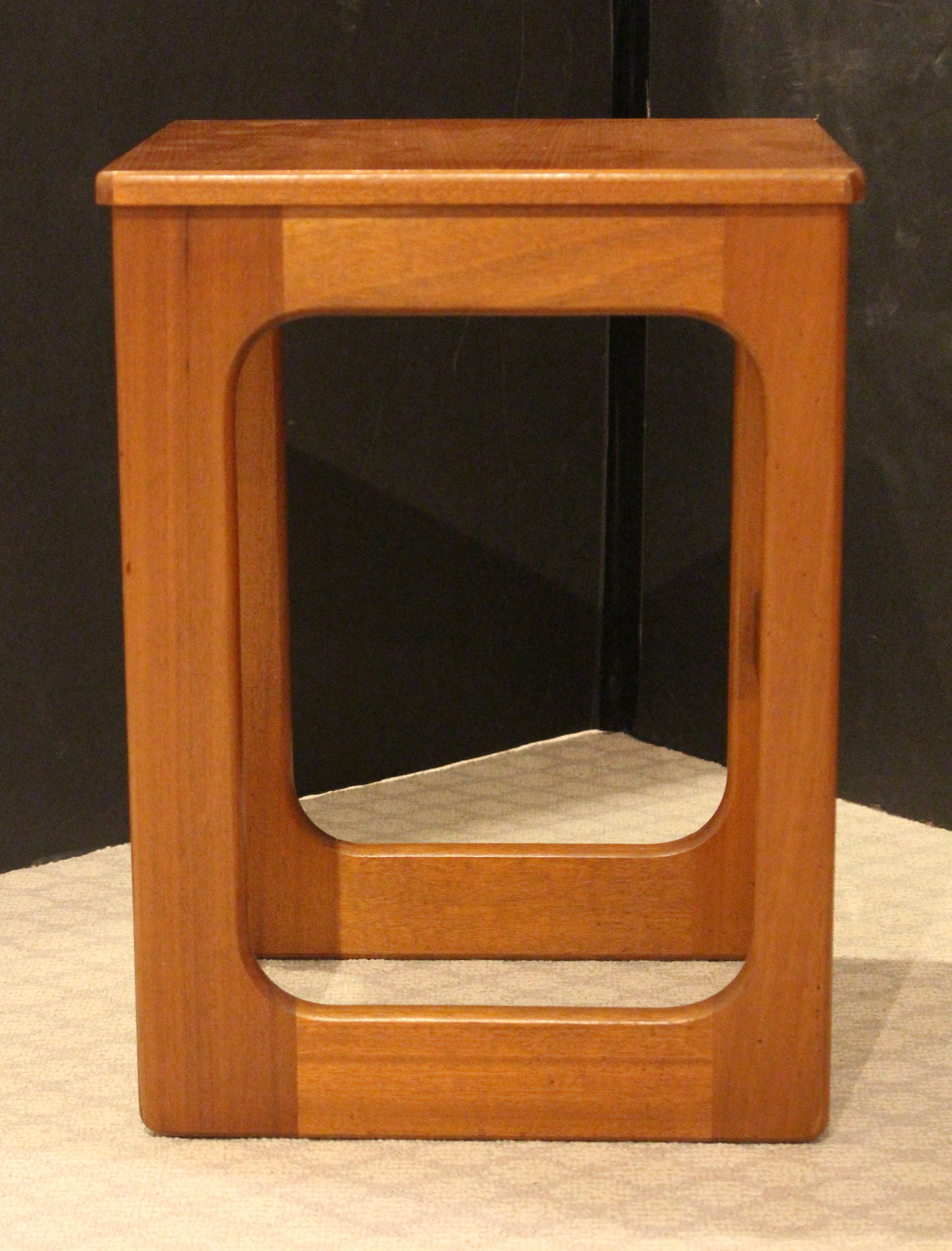Circa 1960s Set of 3 English Mid-Century Modern Teak Tables 4