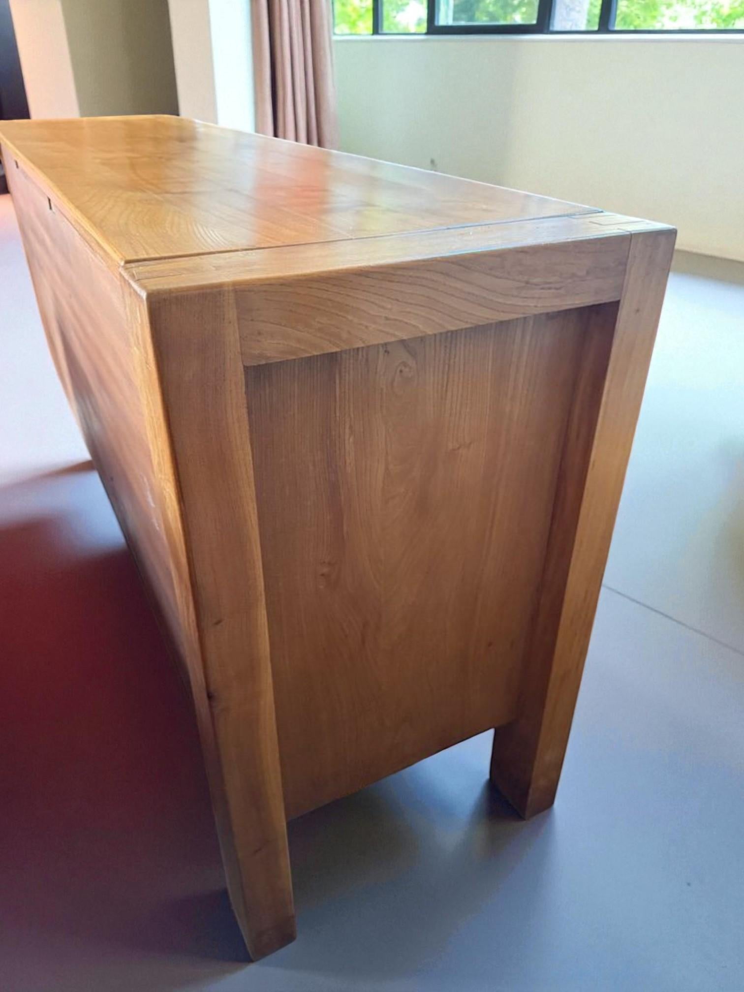 Circa 1960s  Orme massif  À la manière de Pierre Chapo en vente 6