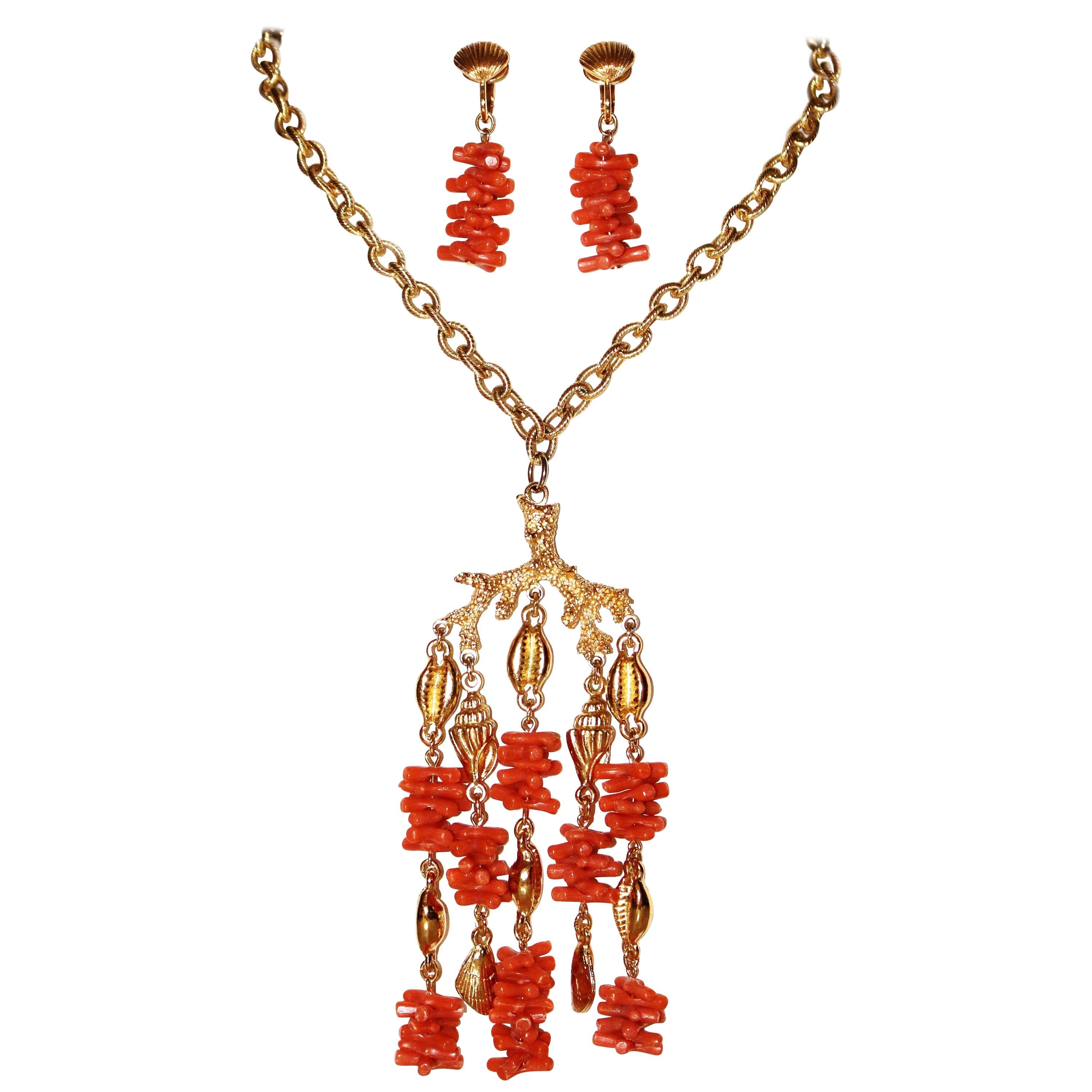 Circa 1960s Trifari Faux-Coral Necklace and Earrings Set im Angebot