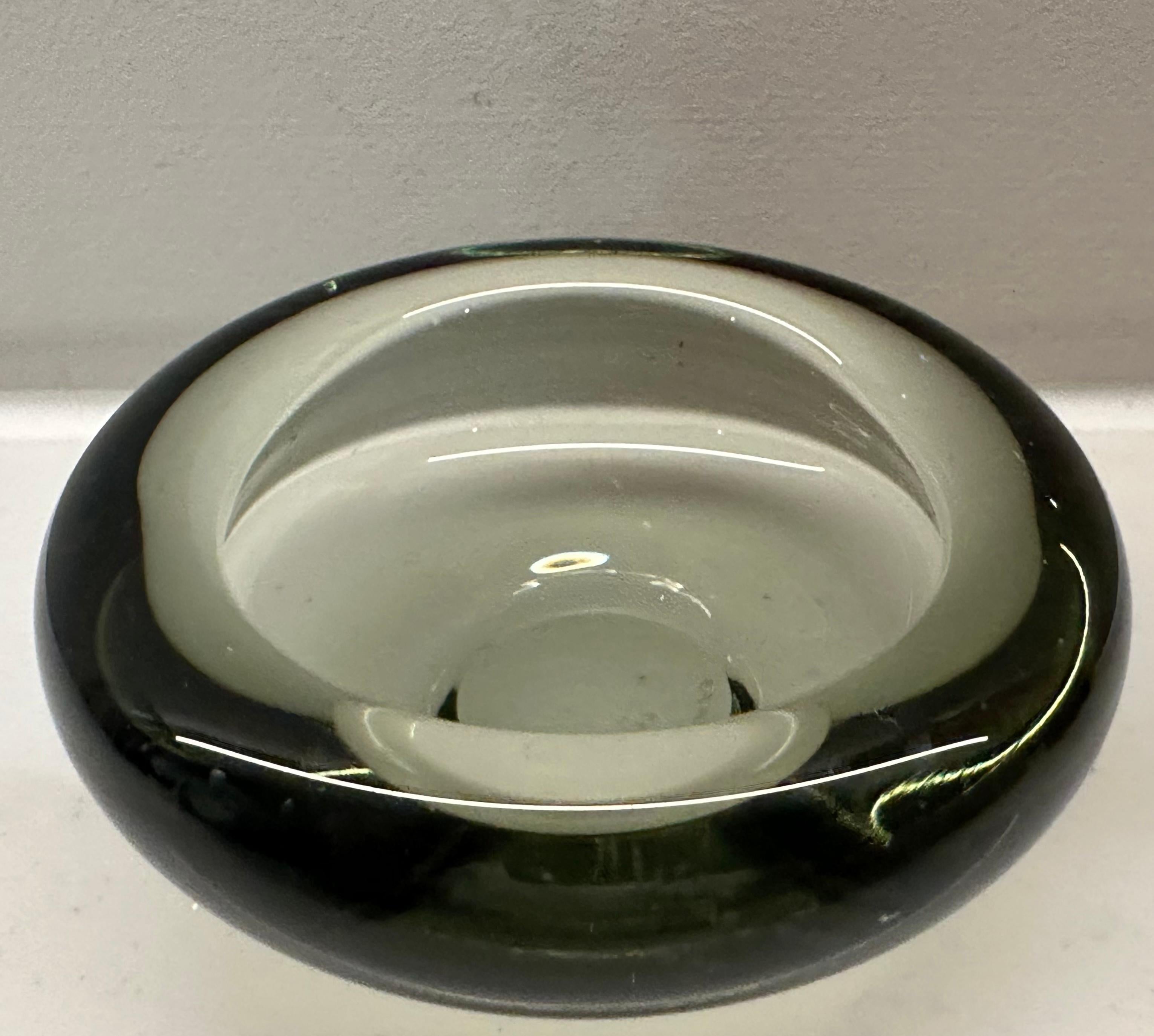 Circa 1960s Two Holmegaard Per Lütken Smoked Green Glass Bowls No 15739 100002 For Sale 8
