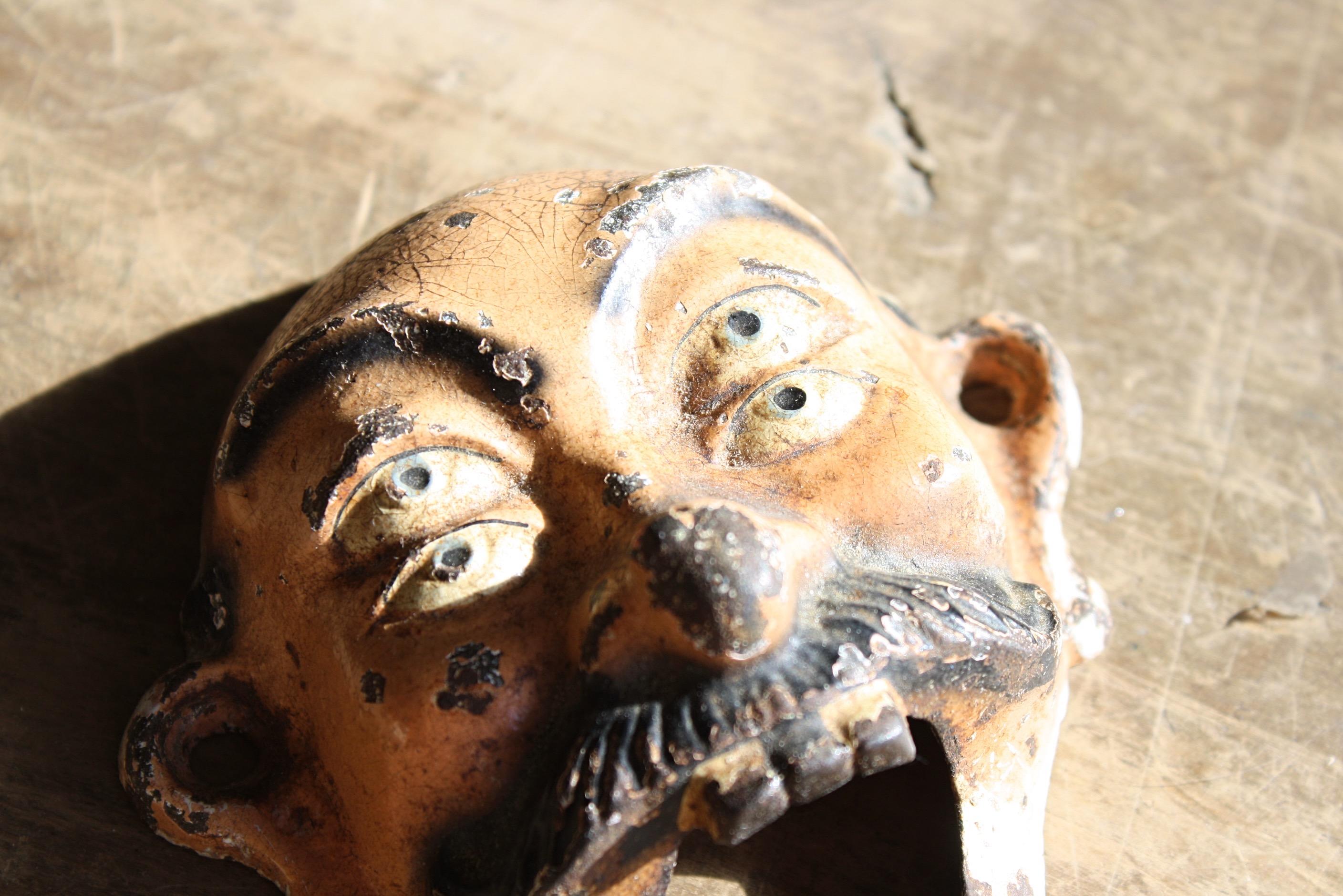 A fun and original Wilton cast iron bottle openers, the four eyes giving an optical elusion to the user.

The original paint has a wonderful untouched surface, to fixing holes at each lug

circa 1960s in age, American in origins

9cm in