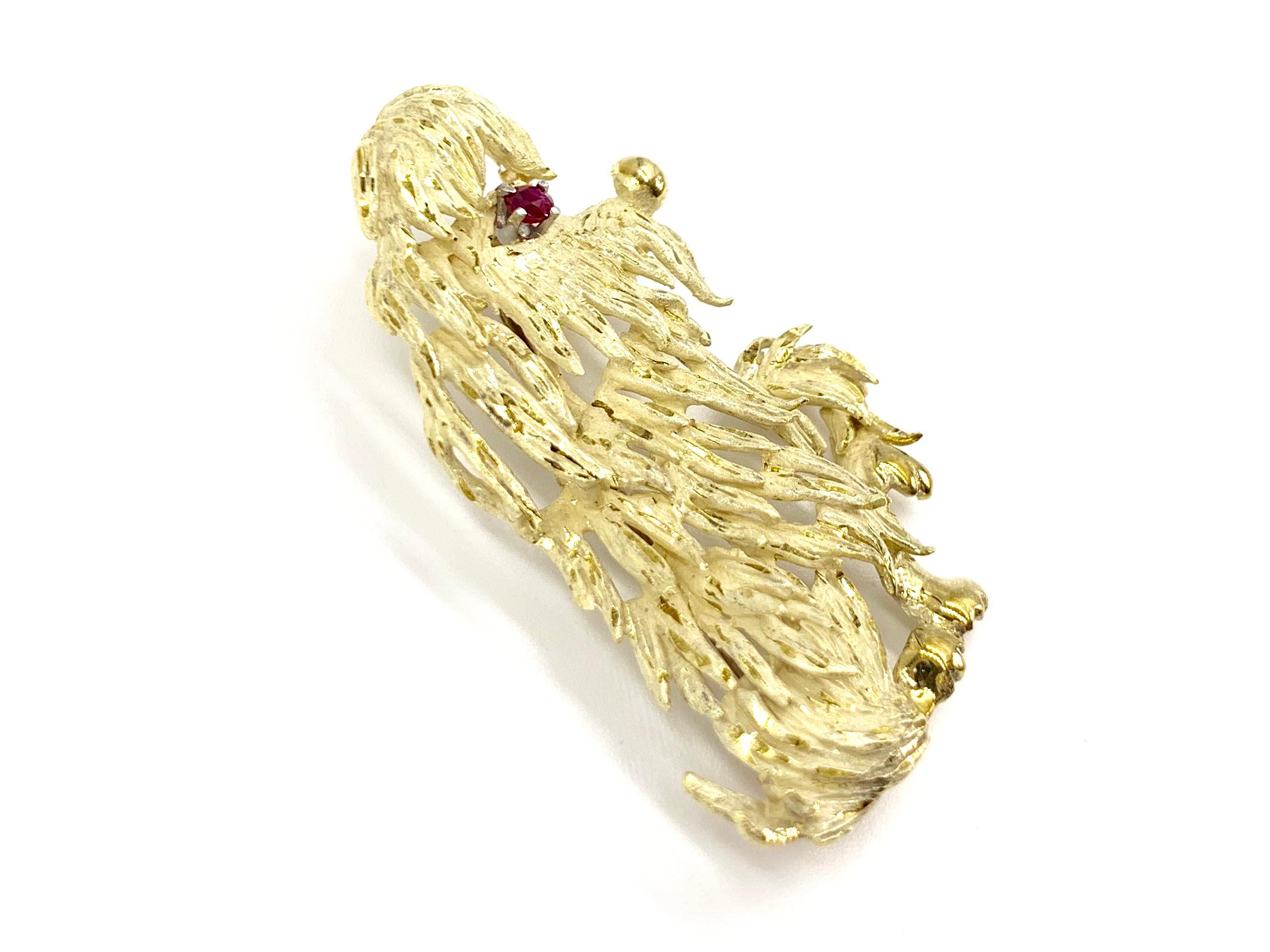 Yellow Gold and Ruby Shaggy Dog Brooch, circa 1960s (Rundschliff)