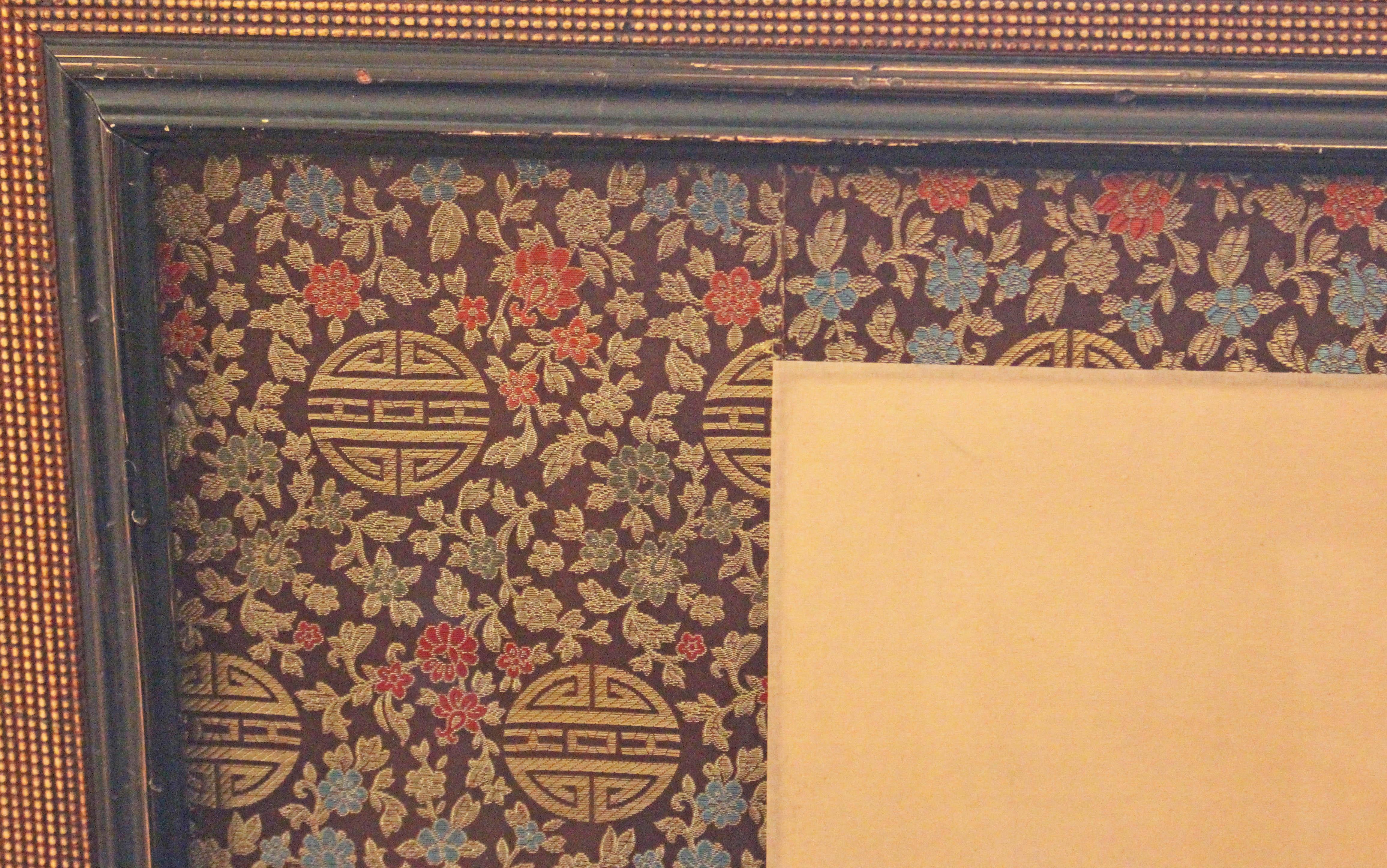 CIRCA 1970 Chinesische Malerei auf Seide im traditionellen Stil von Kriegern zu Pferd im Zustand „Gut“ im Angebot in Chapel Hill, NC