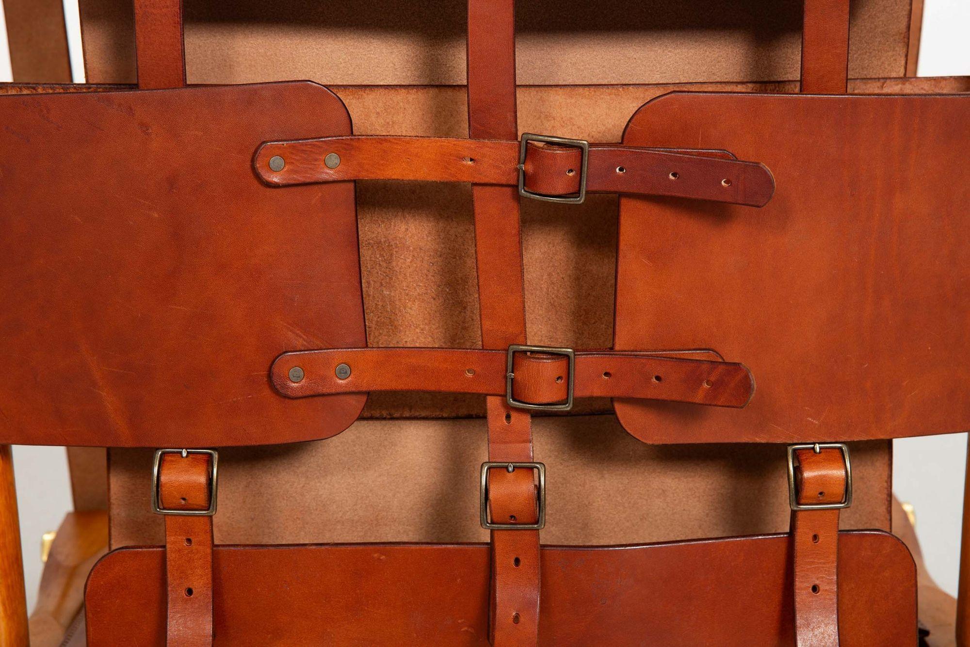 Circa 1970 Mid-Century Modern Leather Safari Chair attr. to Wilhelm Kienzle For Sale 9