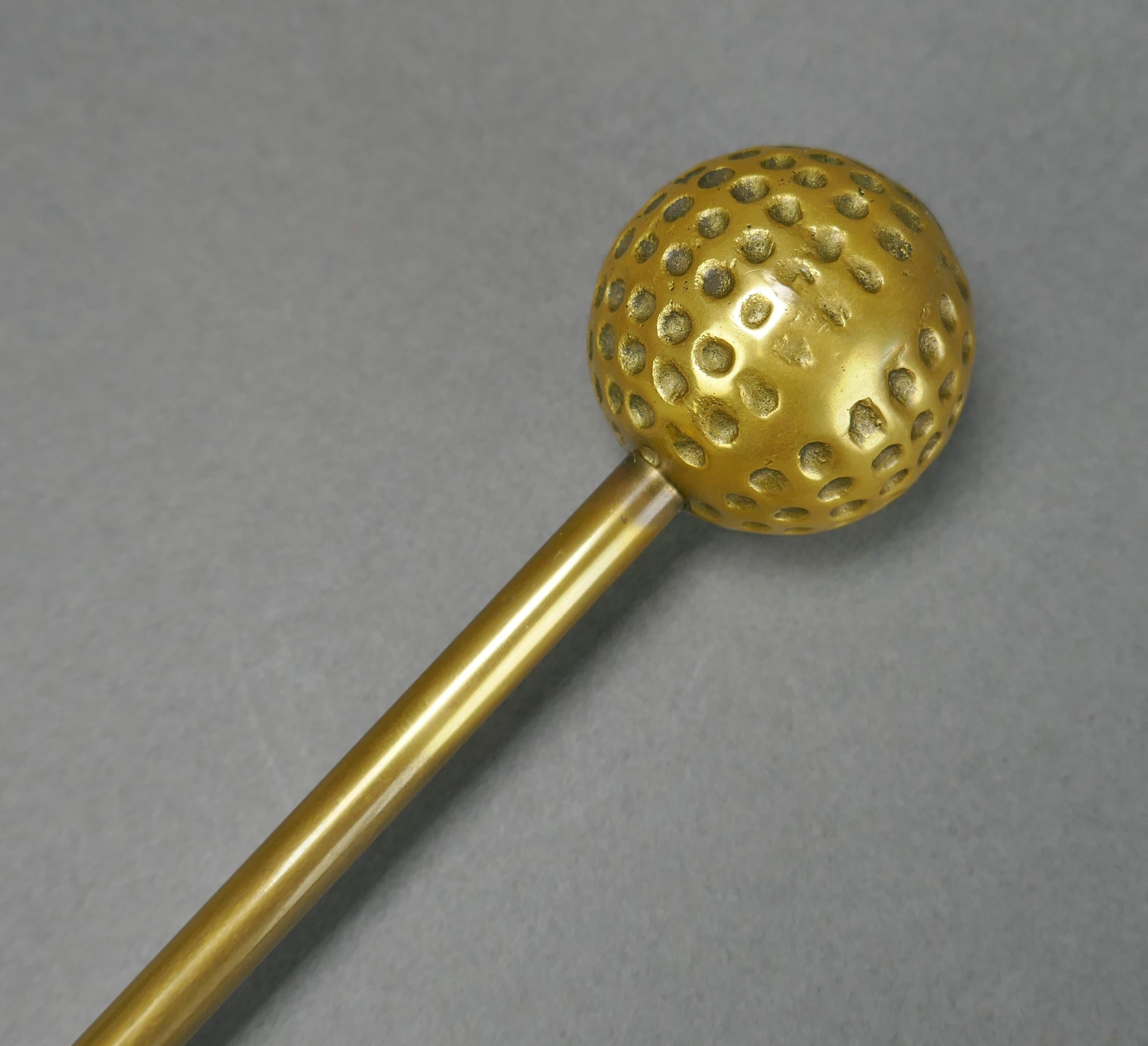 Vintage 1970s Solid Brass Shoehorn Desk Briefbeschwerer. Schöne Patina 