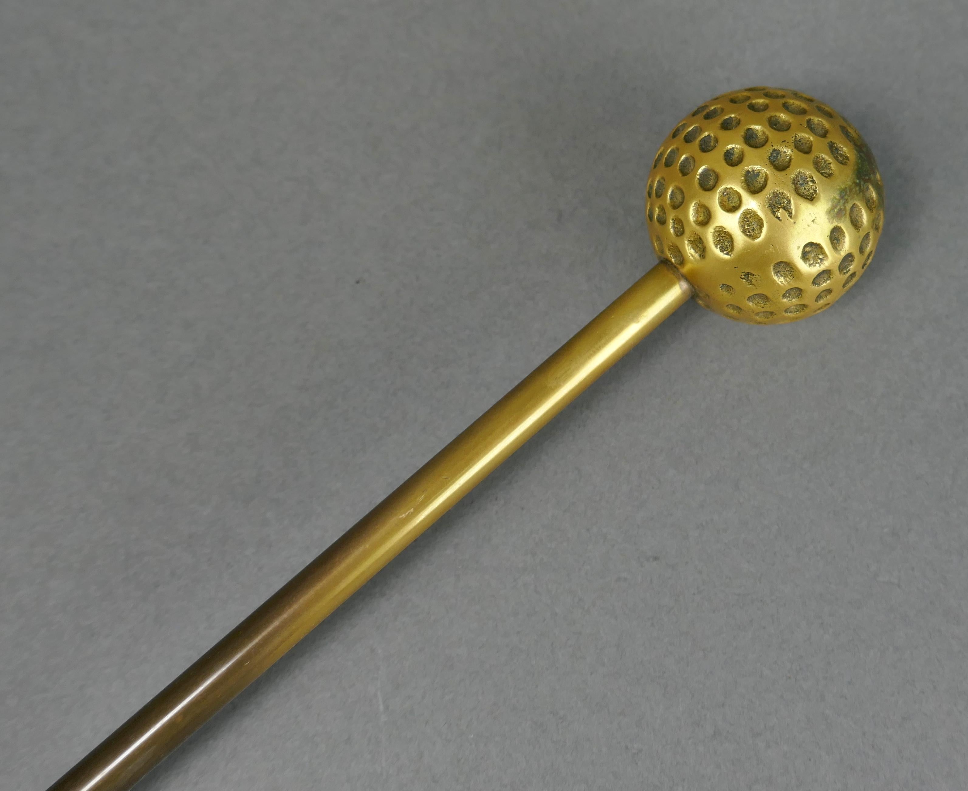 CIRCA 1970 Massiv Messing Golf Ball Show Horn Schreibtisch Briefbeschwerer im Angebot 2