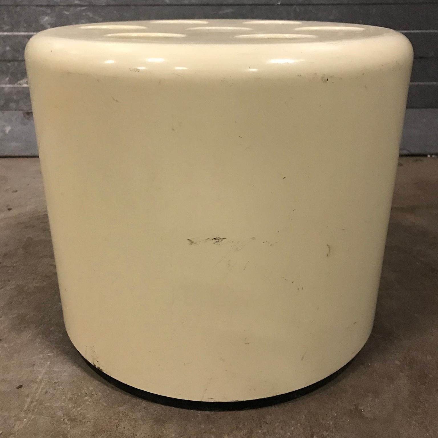 Mid-20th Century Space Age Roberto Lucci/Paolo Orlandini White Plastic Umbrella Stand, circa 1970 For Sale