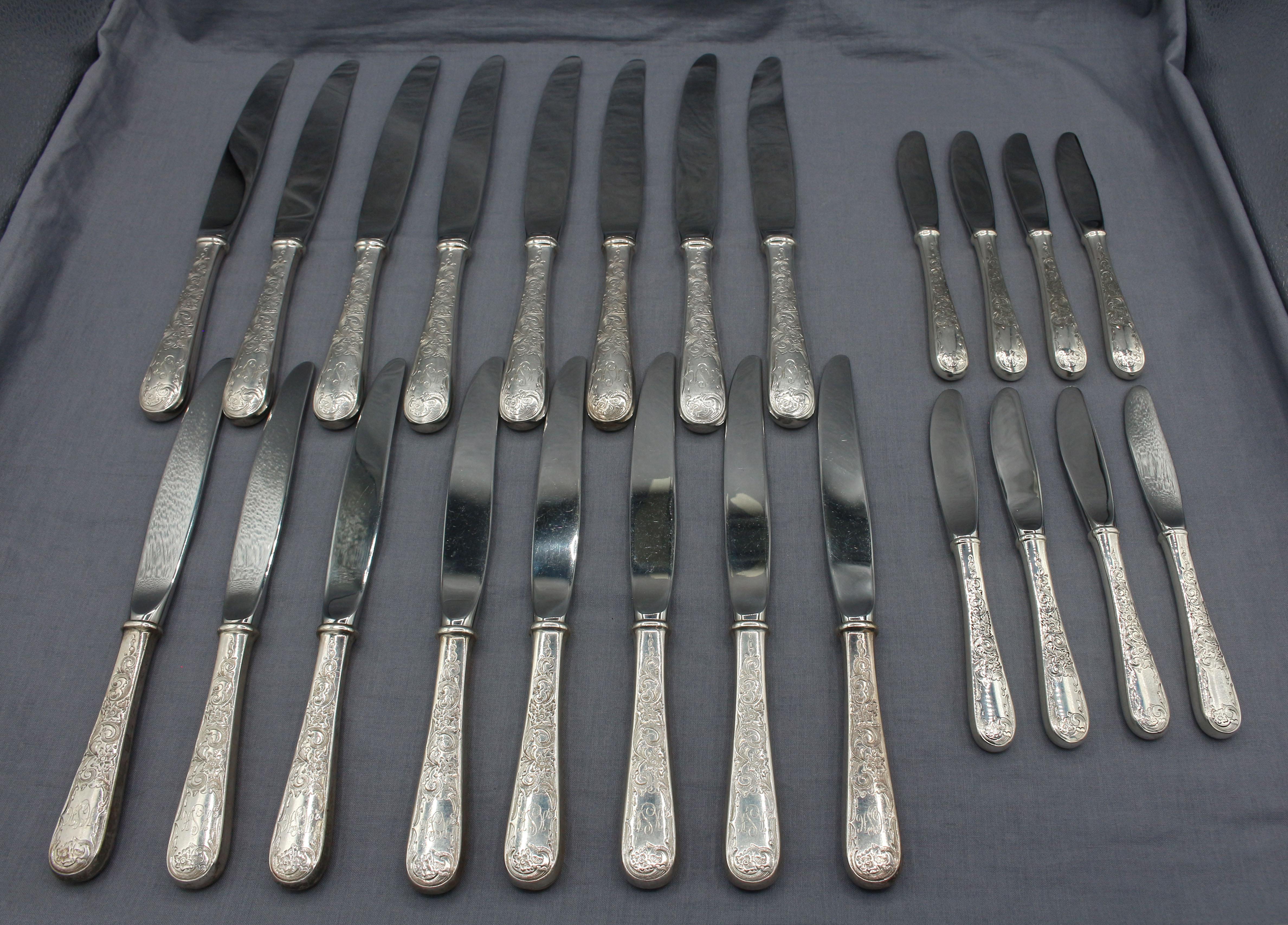 Circa 1970 Servicio de Cubiertos de Plata de Ley en Viejo Maryland Grabado por Kirk siglo XX