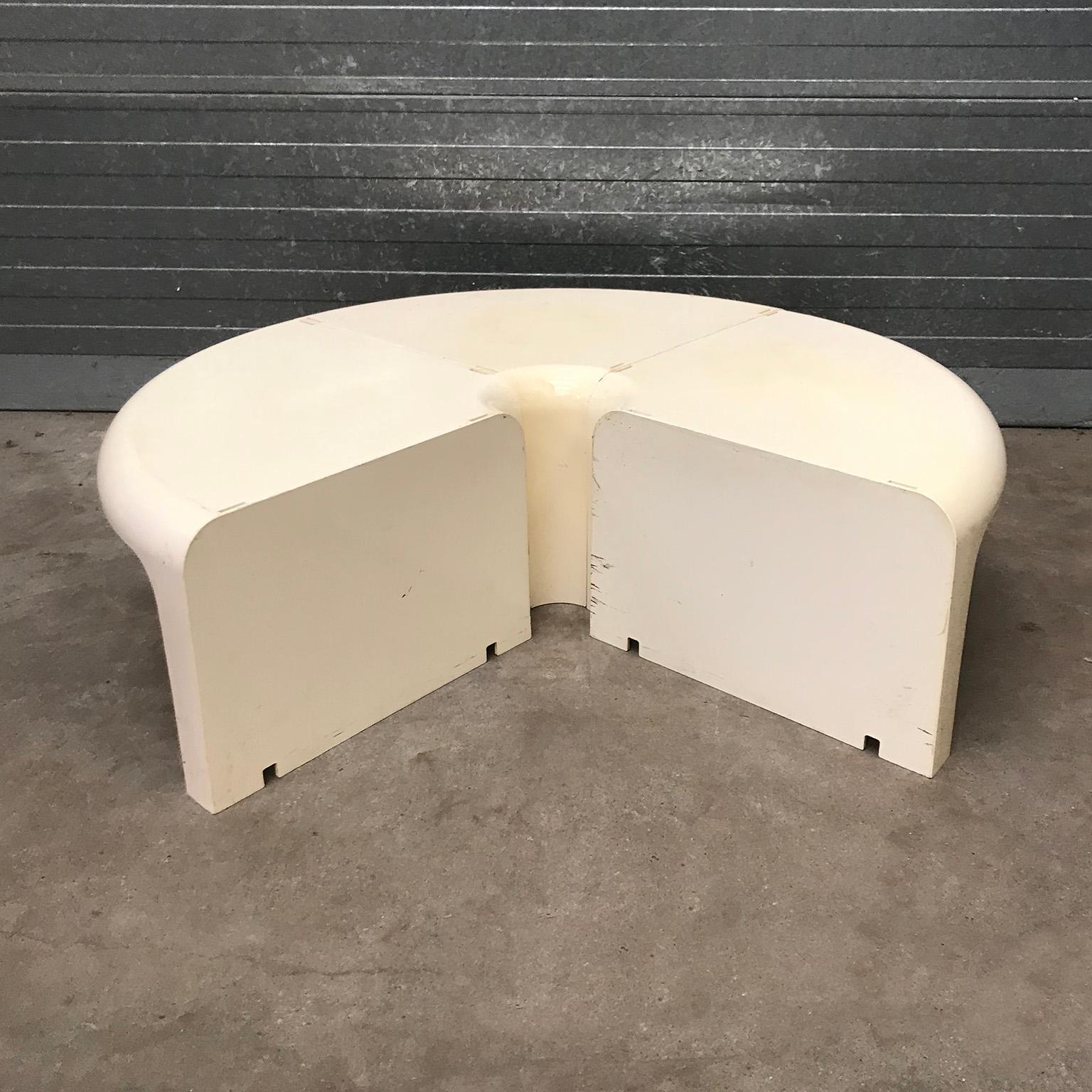Three Half Round Plastic Side Tables in Off-White, circa 1970 For Sale 5