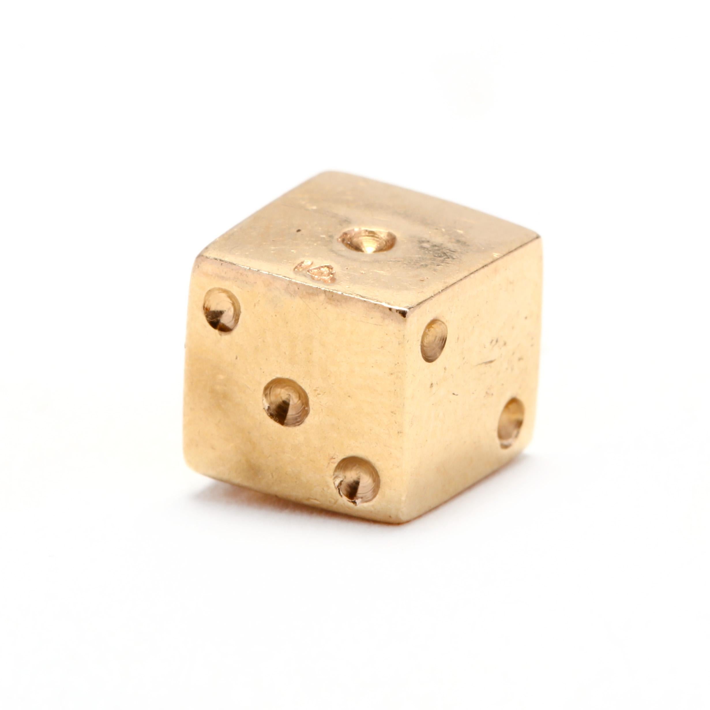 14 Karat Gold Dice Charm, circa 1970s In Good Condition In McLeansville, NC