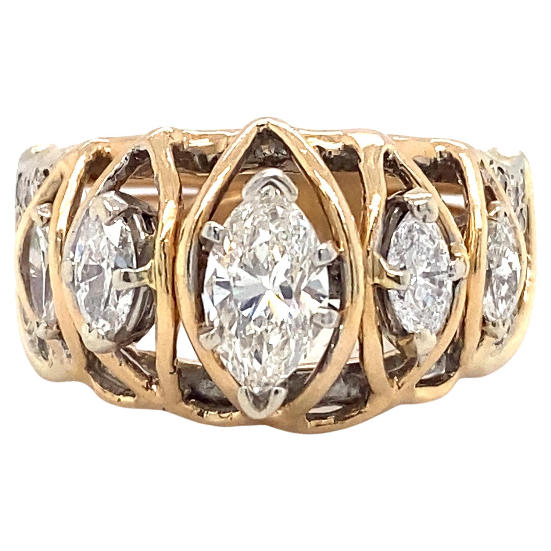 Bague rétro en or 14 carats avec diamant marquise de 1,60 carat, c. 1970 en vente