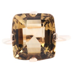 Circa 1970s 9 Carat Rose Gold Yellow Brown Smoky Quartz Vintage Cocktail Ring