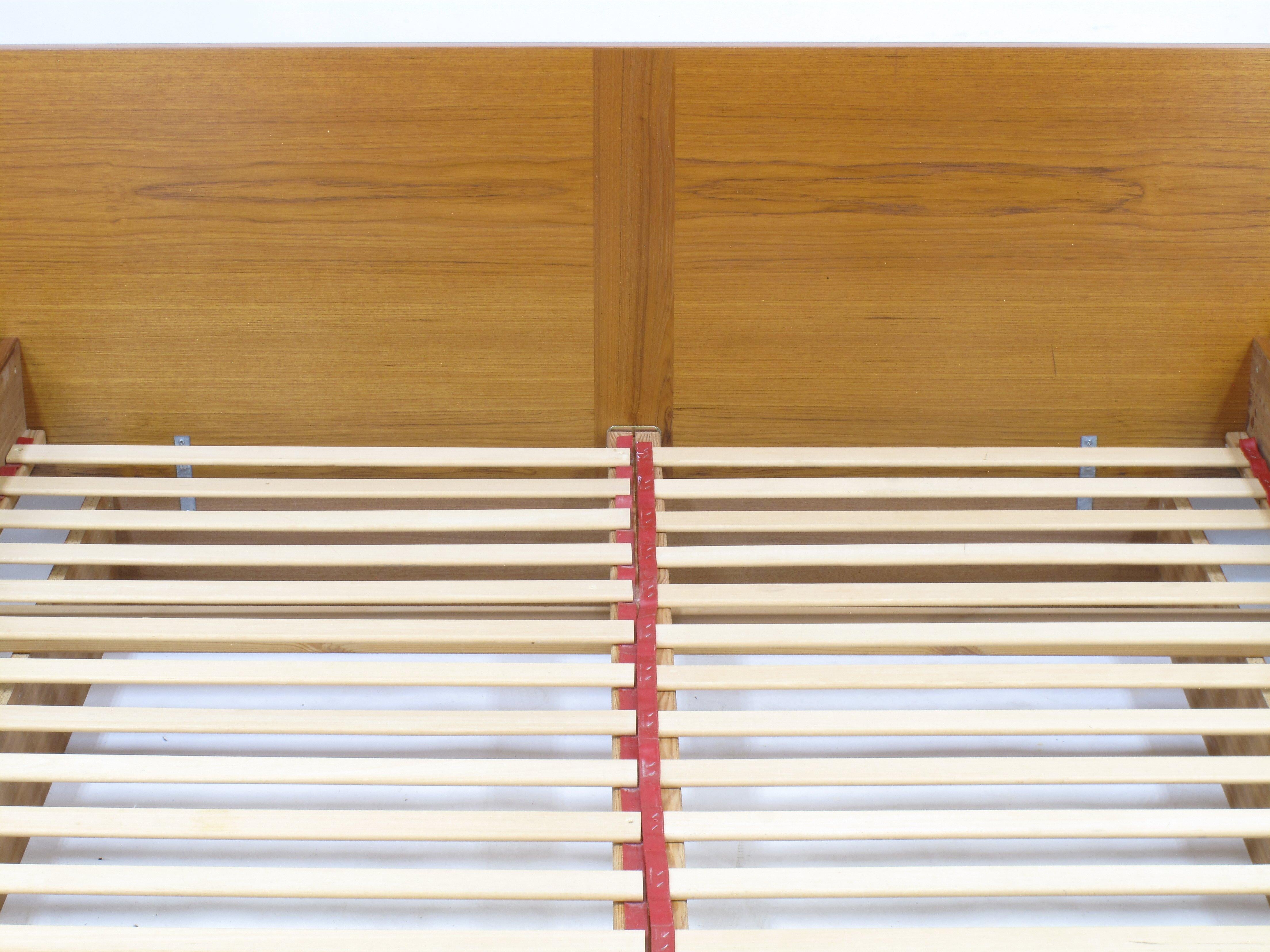 Late 20th Century Danish Teak Queen Platform Bed with Floating Nightstands by Jesper, circa 1970s