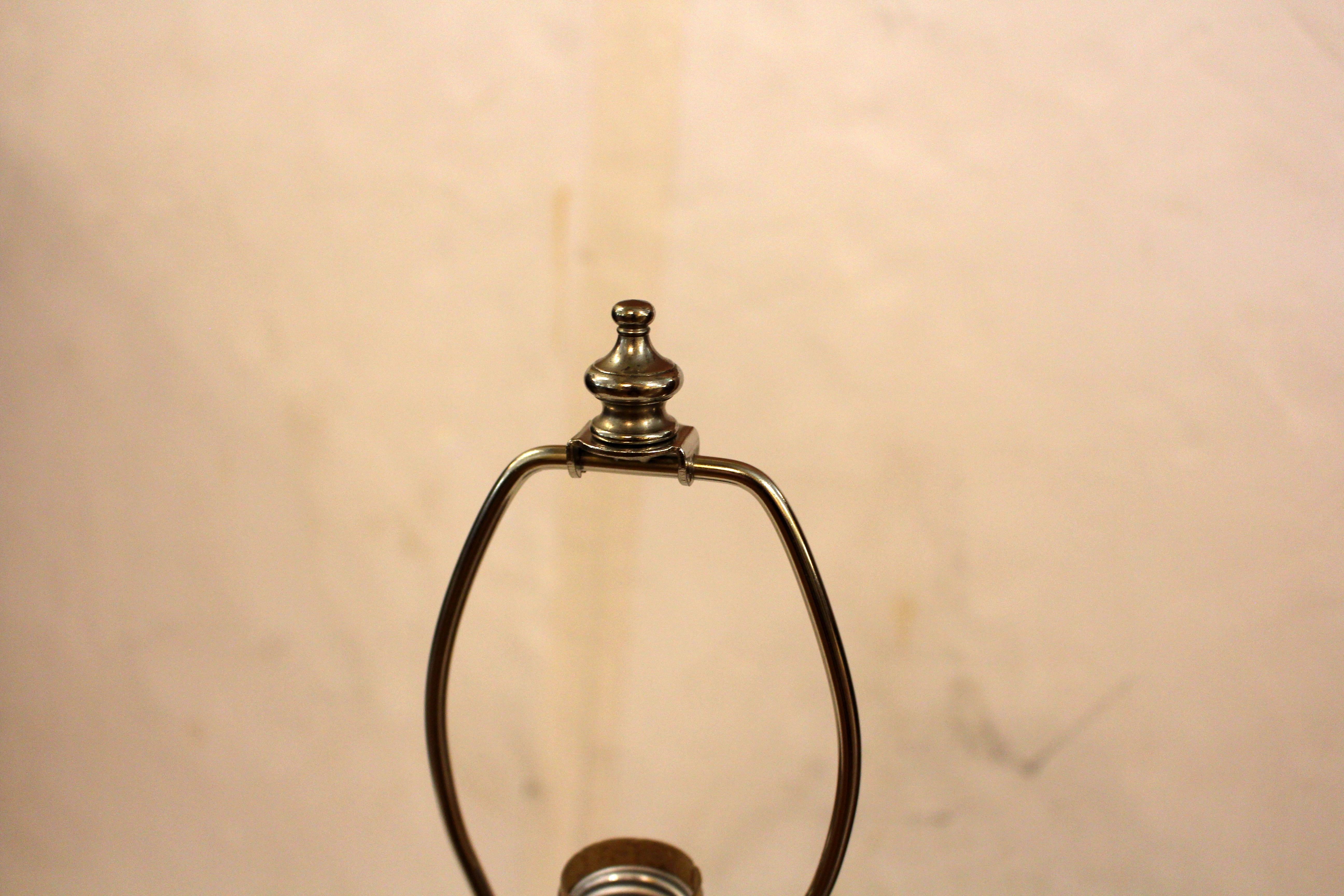 Circa 1970s English Crystal Block Table Lamp In Good Condition For Sale In Chapel Hill, NC