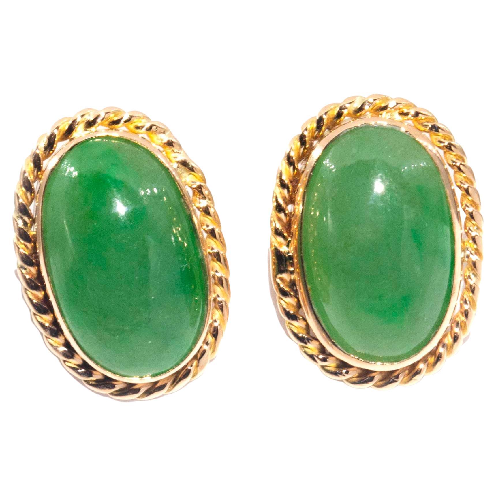 Circa 1970s Oval Jadeite Jade Cabochon Vintage 18 Carat Gold Stud Earrings