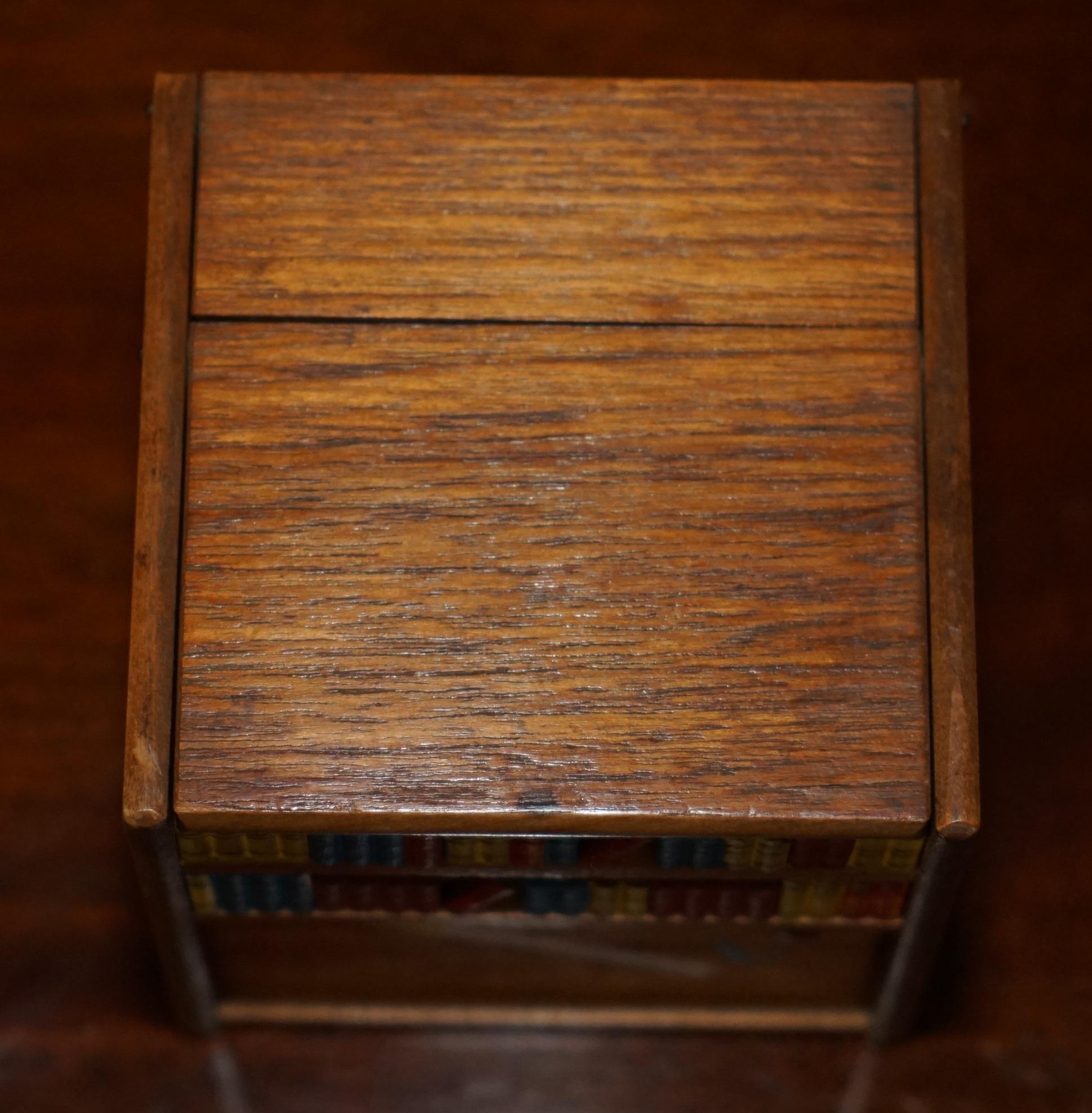 CIRCA 1970's RISING DOG MUSICAL MINIATURE FOLK ART CIGARETTE CIGAR DISPENSER In Fair Condition For Sale In West Sussex, Pulborough